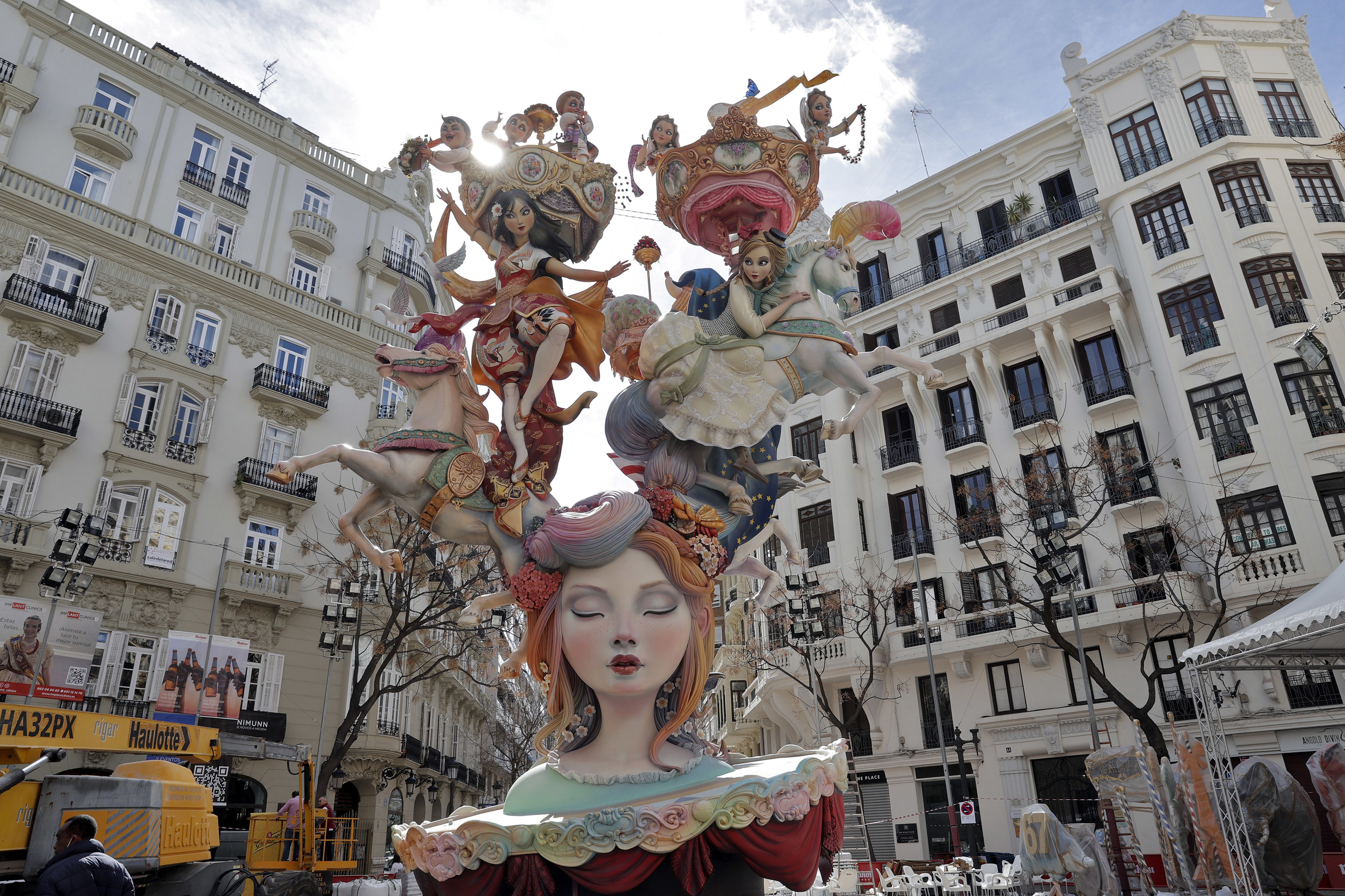 Fallas de Valencia, cuando la tradición se convierte en una fiesta