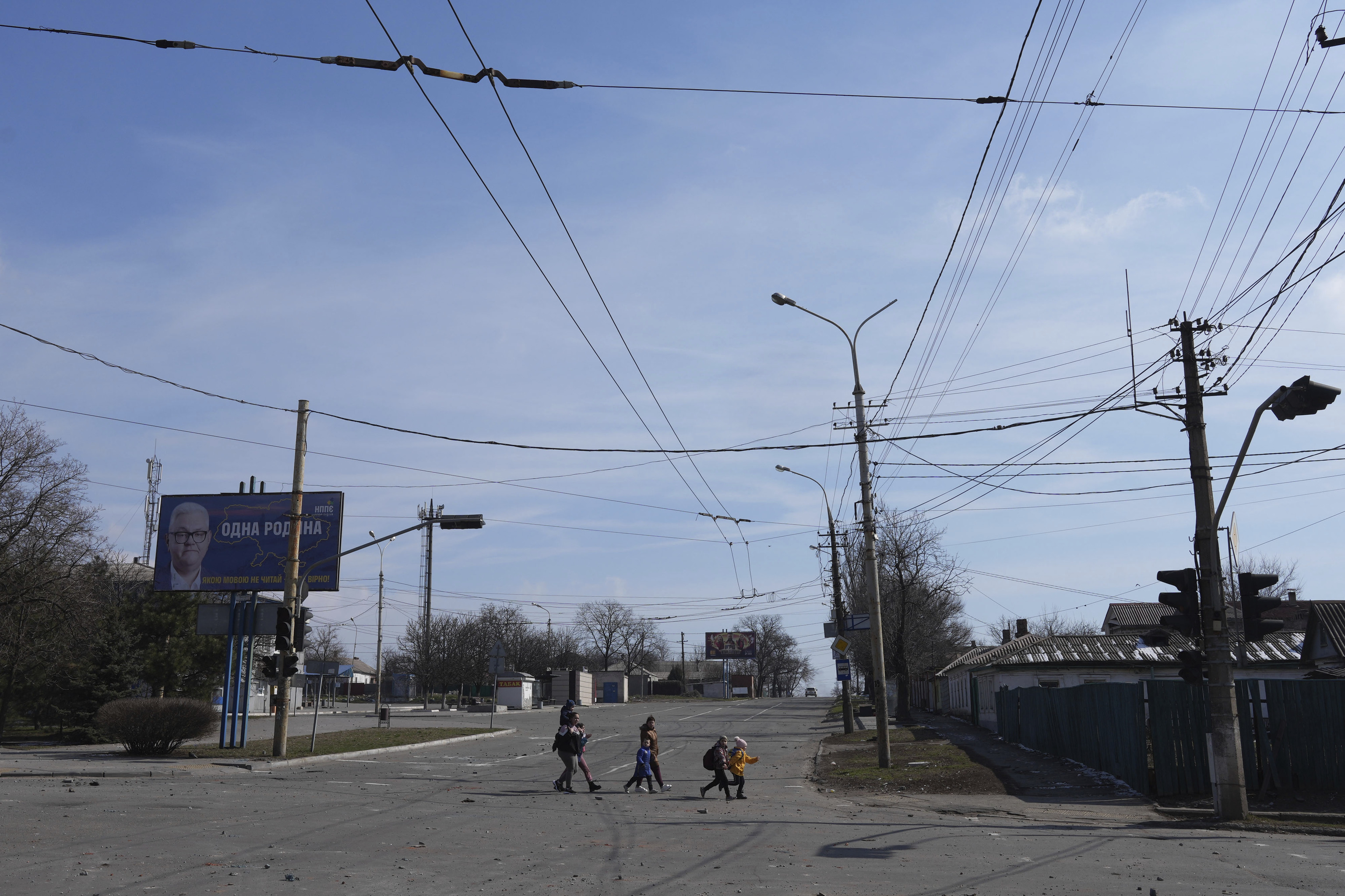 Así fue como 1.000 personas consiguieron huir del ‘infierno’ de Mariupol