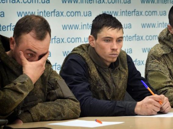 Un soldado ruso arrestado en Ucrania: «Perdonadme por haber venido aquí, me avergüenzo profundamente»