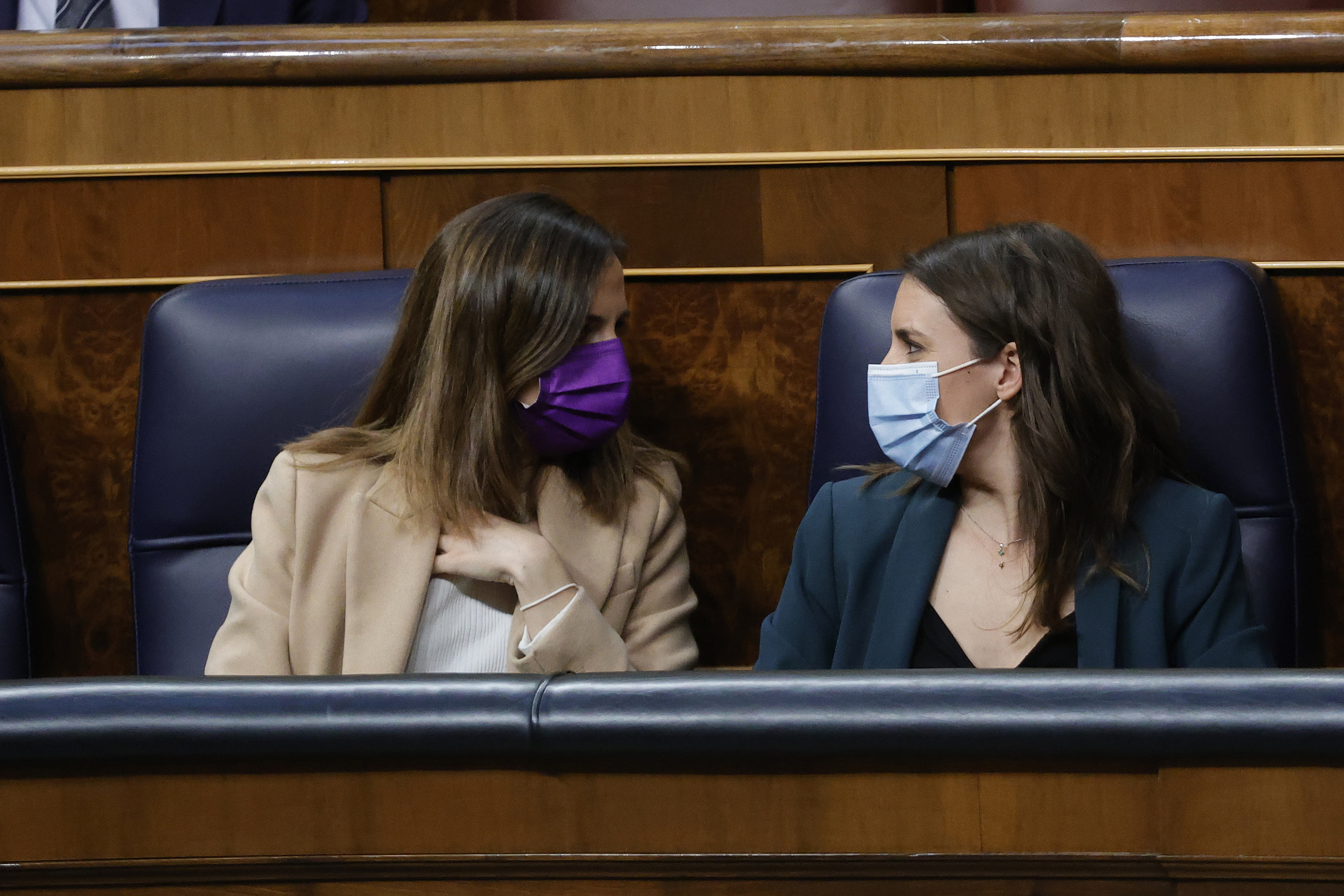 Ione Belarra e Irene Montero, de Podemos.