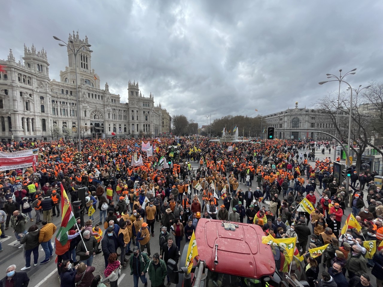 Vista general de la manifestacin en el centro de Madrid tomada desde un tractor