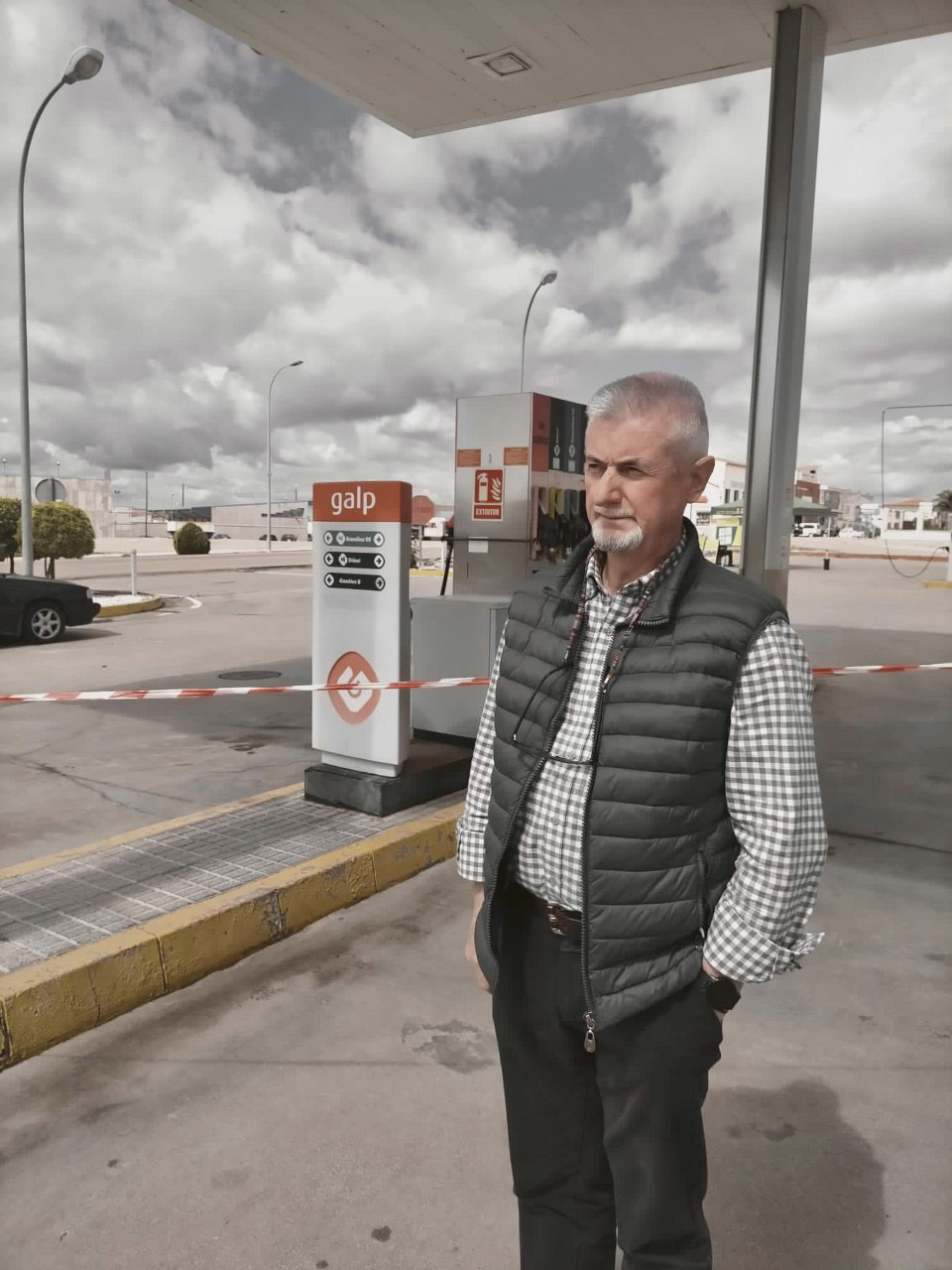 El dueño de una gasolinera de la España vaciada que ha cerrado: «No me puedo permitir financiar al Gobierno»