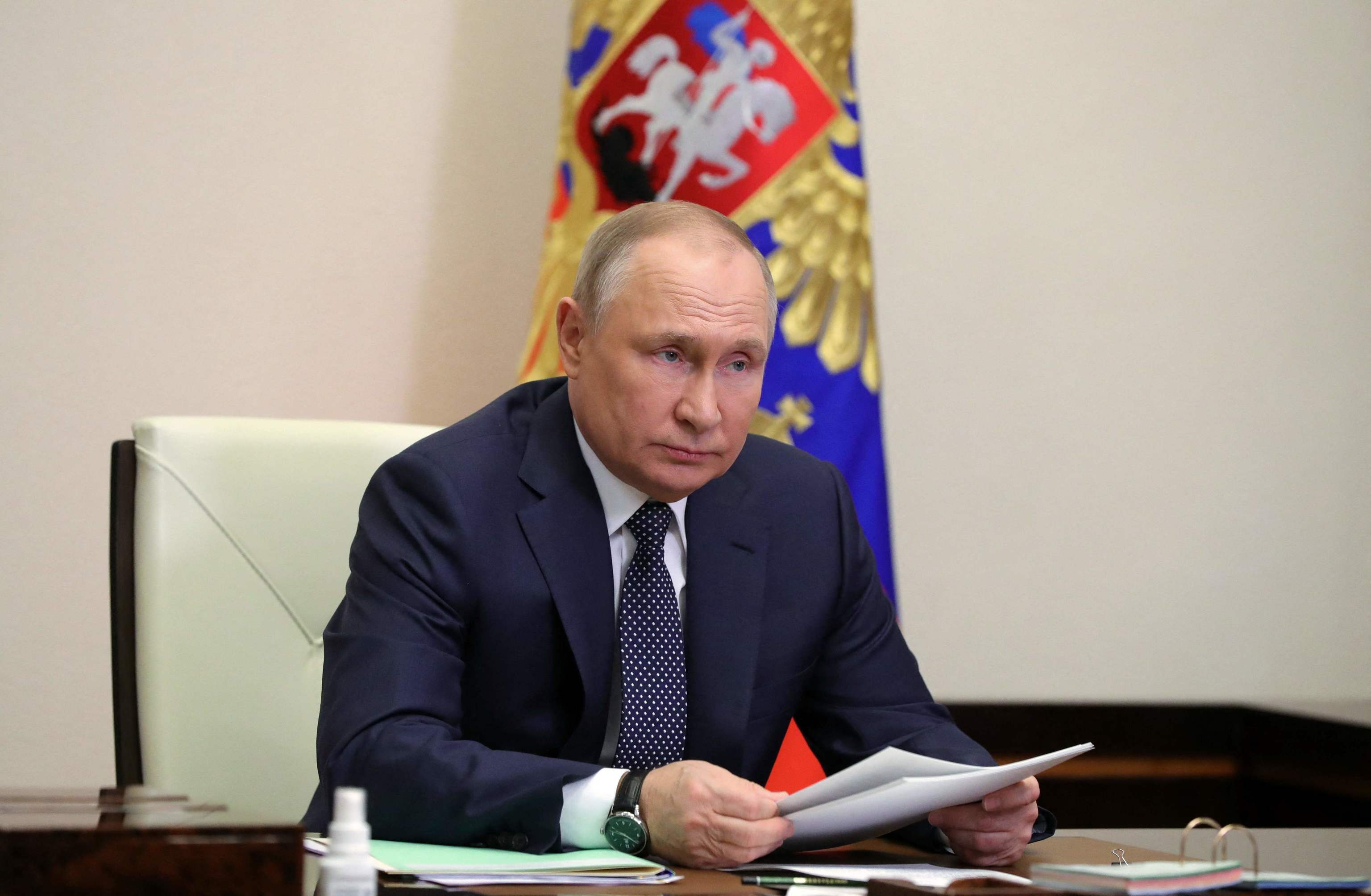 Vladimir Putin, presidente de Rusia, durante una videoconferencia celebrada el 31 de marzo en su residencia a las afueras de Moscú.