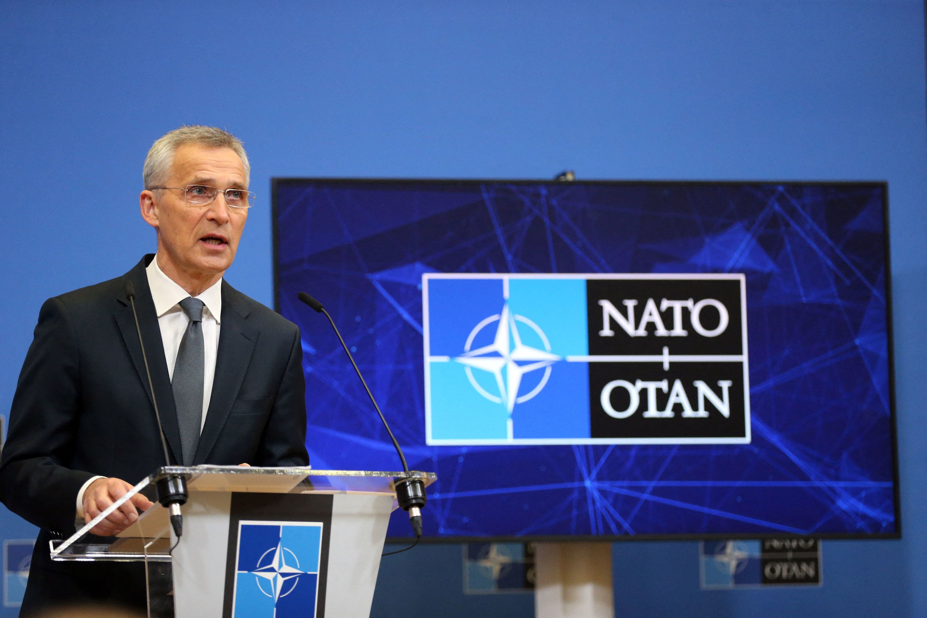 La OTAN pide llevar ante la justicia a los responsables de los asesinatos de civiles en Ucrania