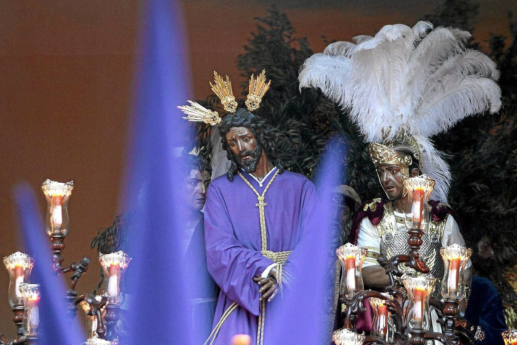 Hermandad de Pino Montano, durante el Viernes de Dolores de Sevilla.