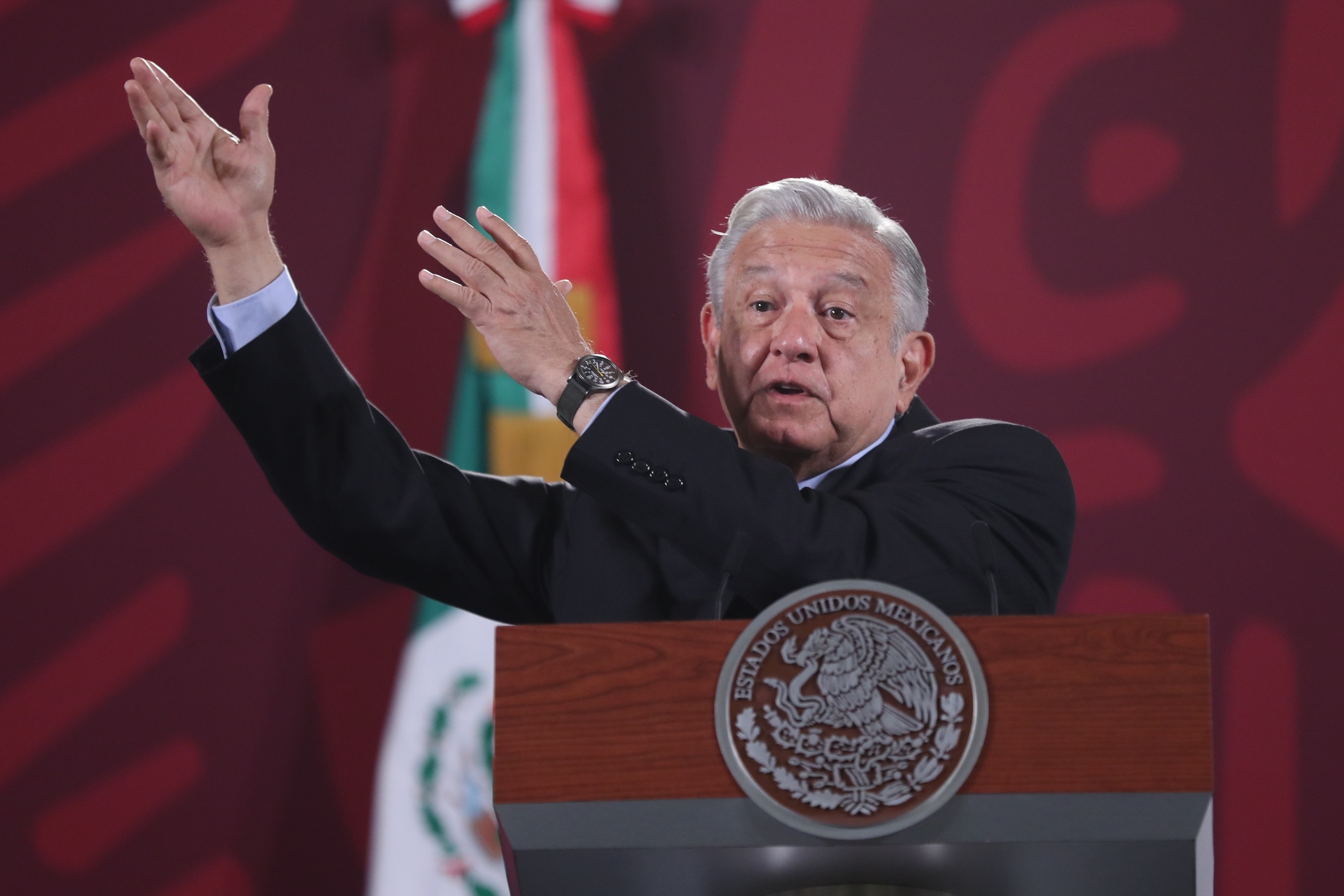 López Obrador celebra el respaldo a su reforma frente a los «jugosos negocios» de Iberdrola o Repsol