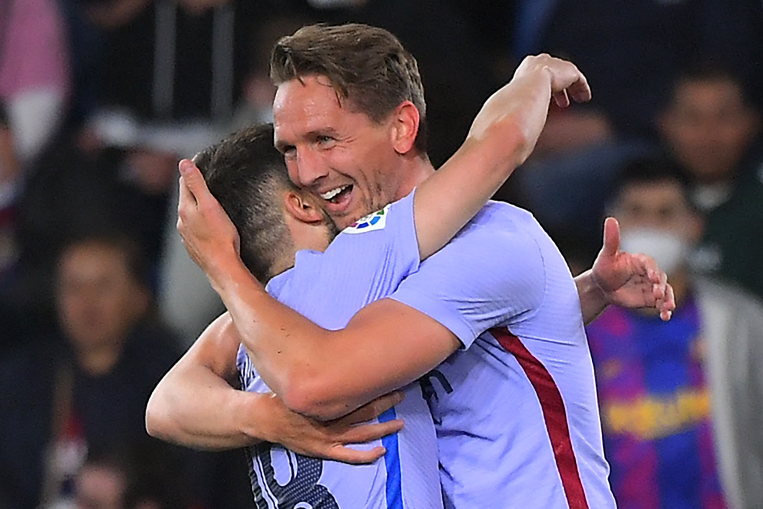 Luuk de Jong  celebra el gol de la victoria del Barcelona.