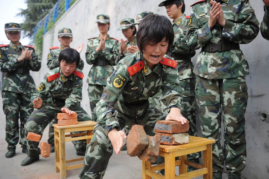 El Grupo 82 es el ñúnico escuadrón exclusivamente femenino del ejército chino.