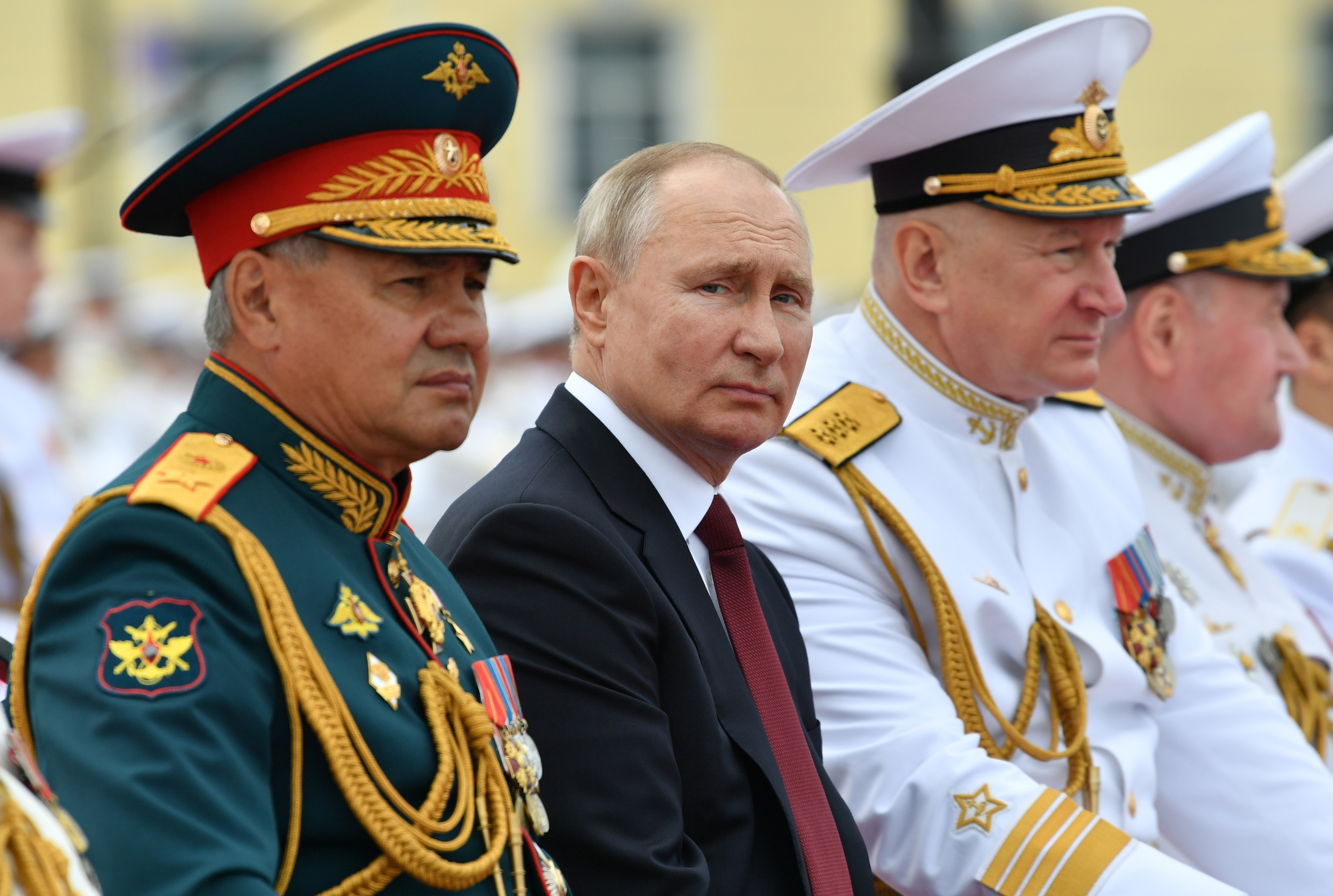 ¿Qué ha pasado con Shoigu, el poderoso ministro de Putin? Otra purga en la corte del Zar