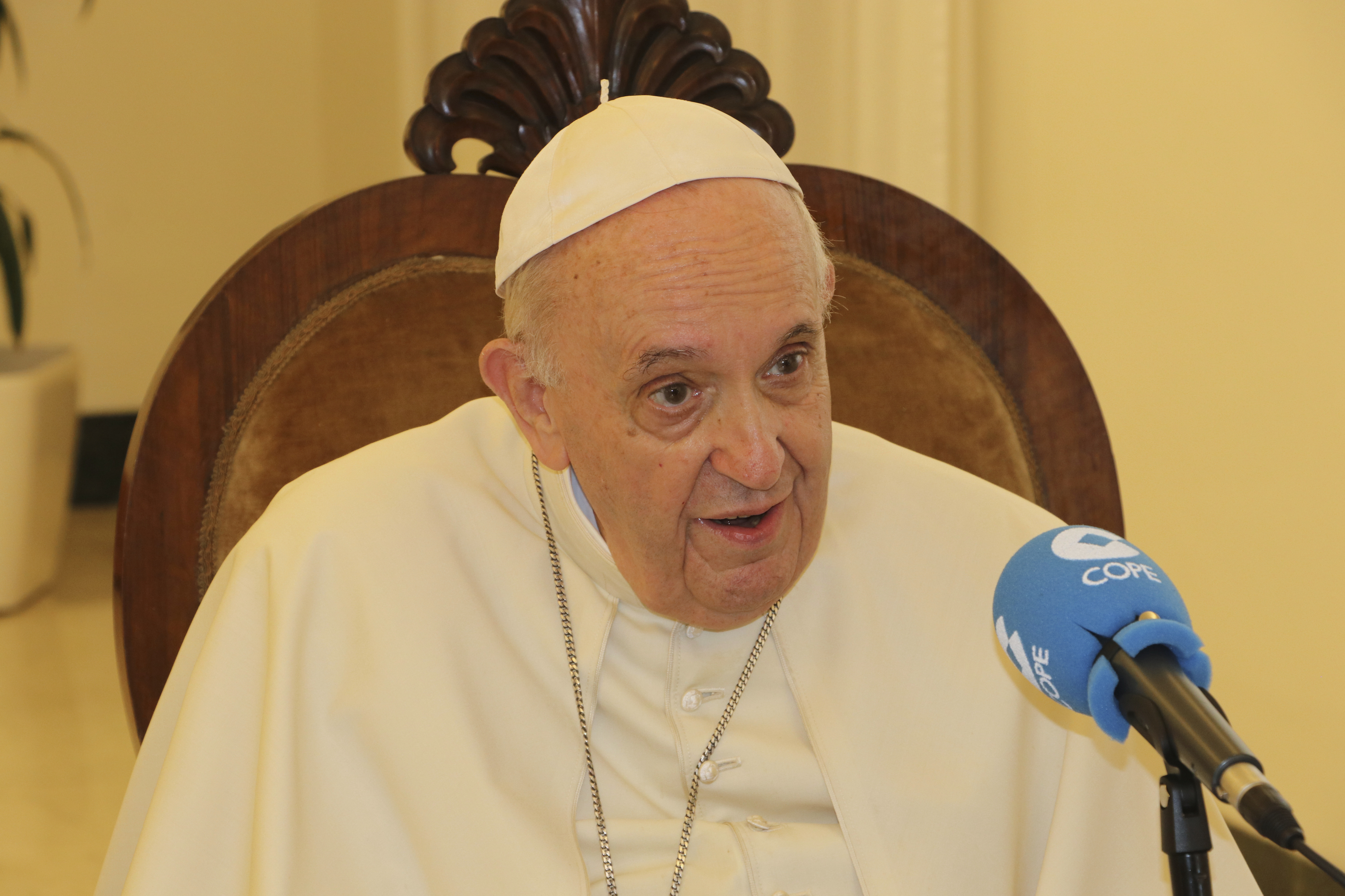 El Papa Francisco durante una entrevista.