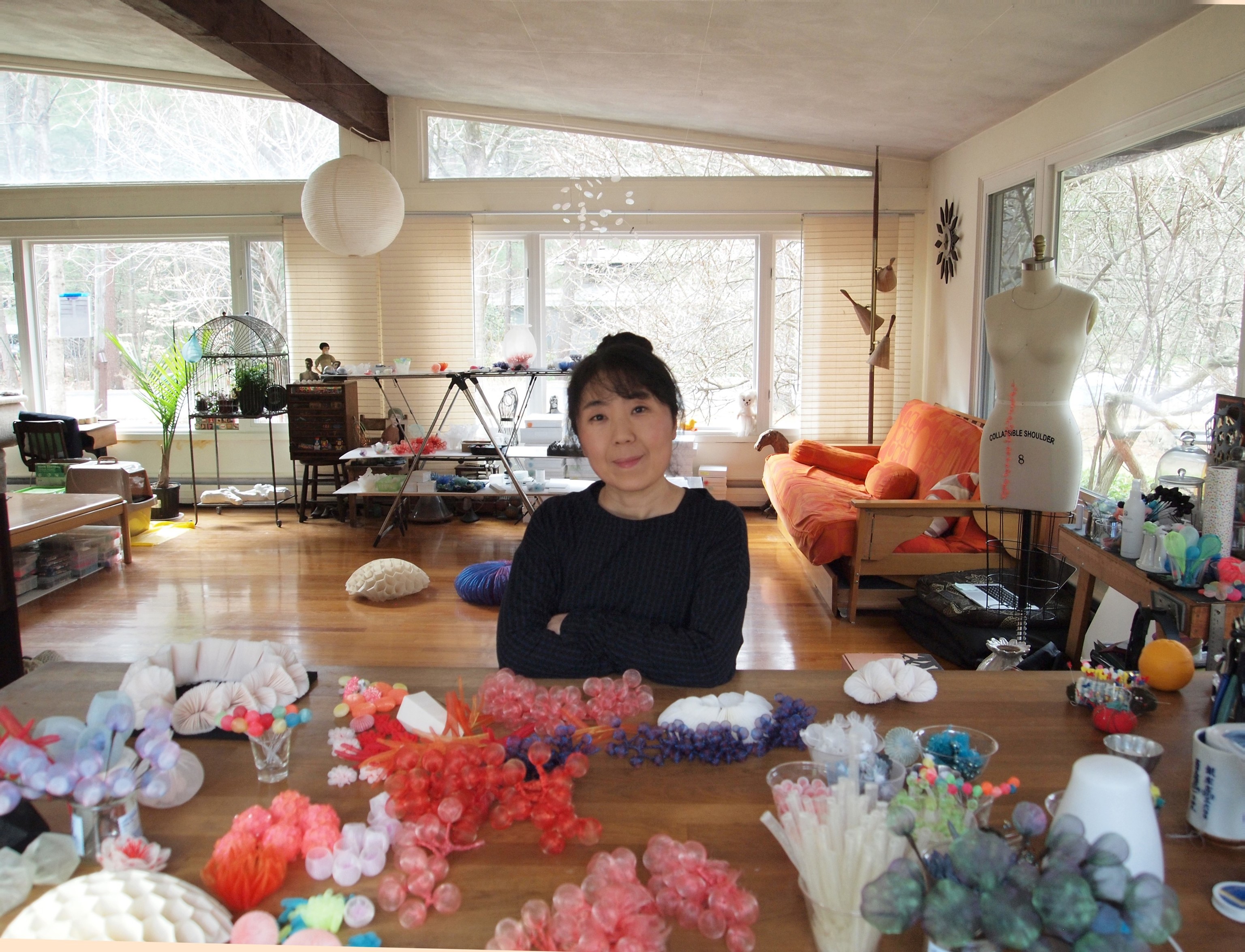 Mariko Kusumoto, la artista que convierte la tela en un jardn submarino 'llevable'