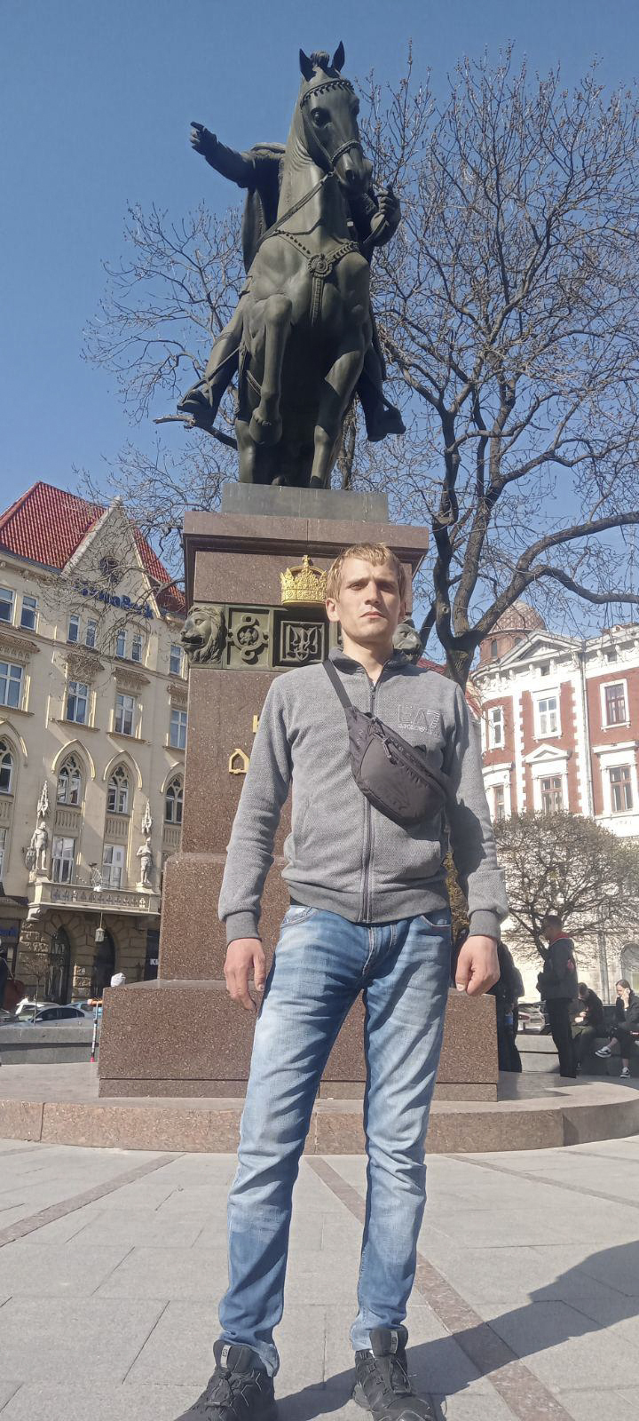 Dimitri, el ucraniano que escapó de Mariupol nadando: «Sabía que si me atrapaban, me torturarían»