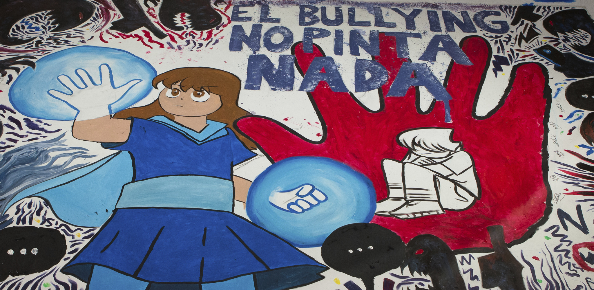 "El Bullying No Pinta Nada" es el ttulo del mural de grandes dimensiones que el ilustrador Isaac Snchez, conocido como @Loulogio, ha realizado hoy en el Mutua Madrid Open en una iniciativa organizada por la Fundacin Mutua Madrilea por el Da Internacional contra el Acoso Escolar que se celebra el prximo 2 de mayo
