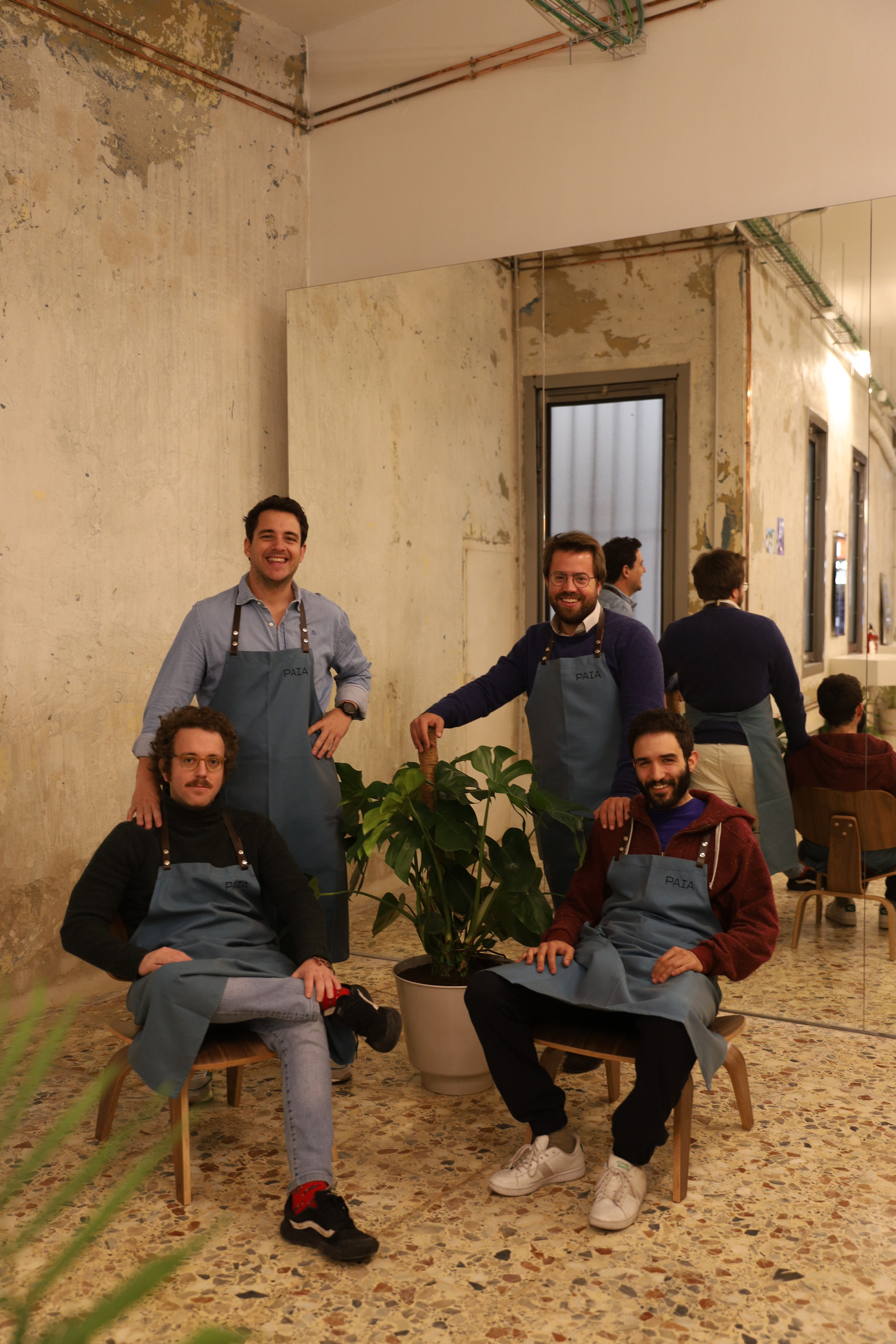 Los jóvenes creadores de la firma Paia posando tras la inauguración de su local  en Madrid
