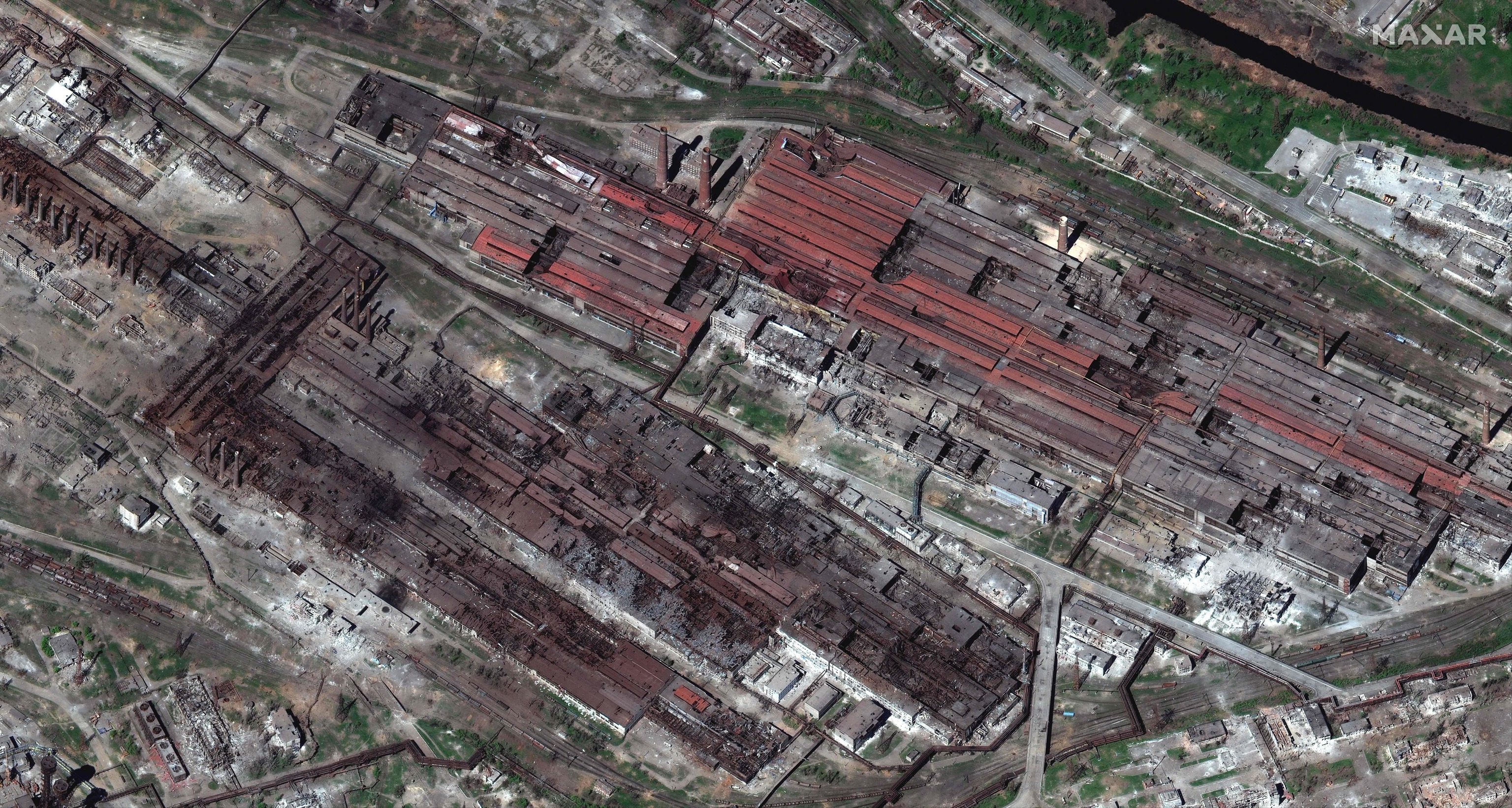 La planta siderrgica de Azovstal, en una imagen del satlite Maxar Technologies.