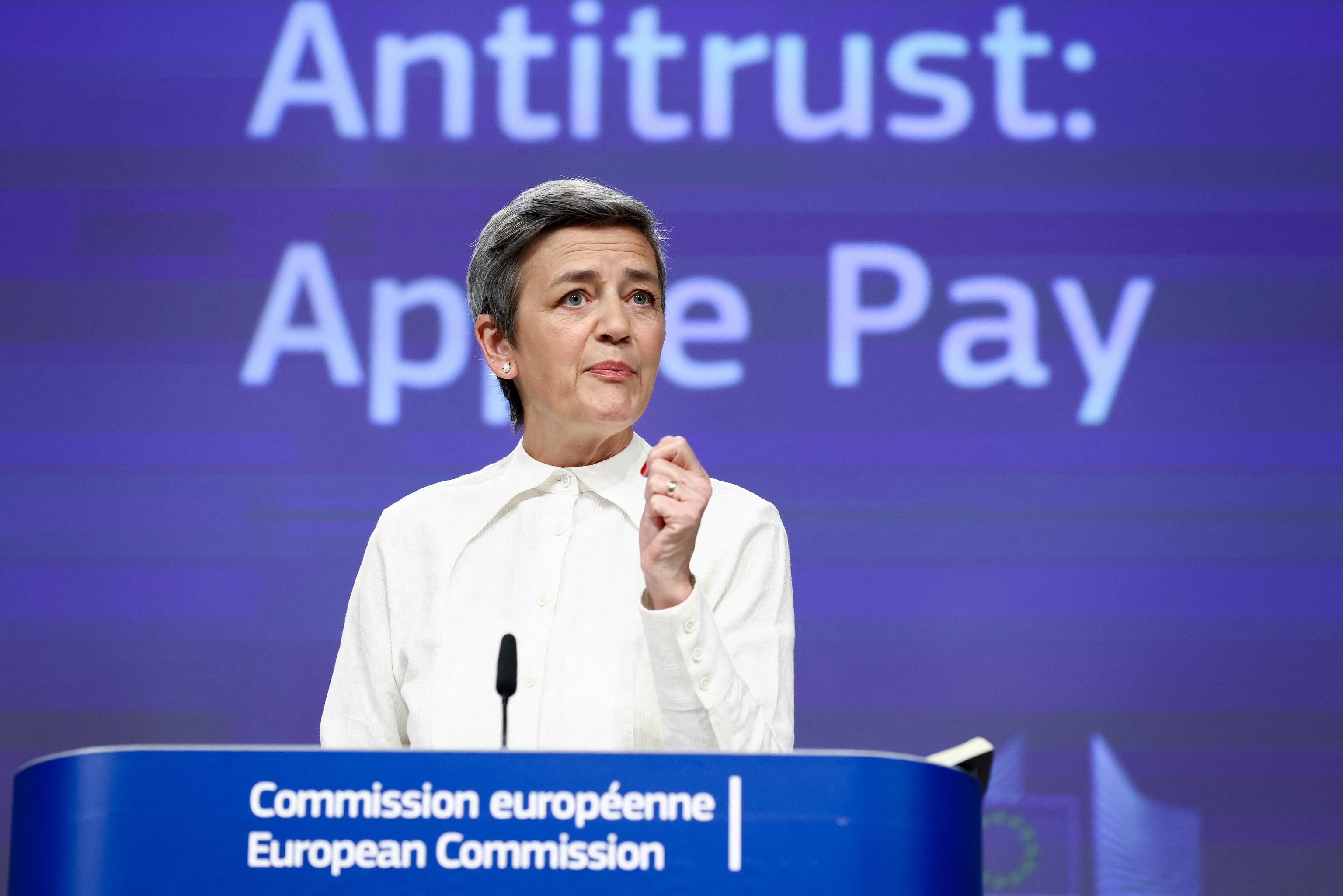 La Comisión Europea manda un pliego de cargos a Apple por abusar de su posición en los sistemas de pago  por móvil
