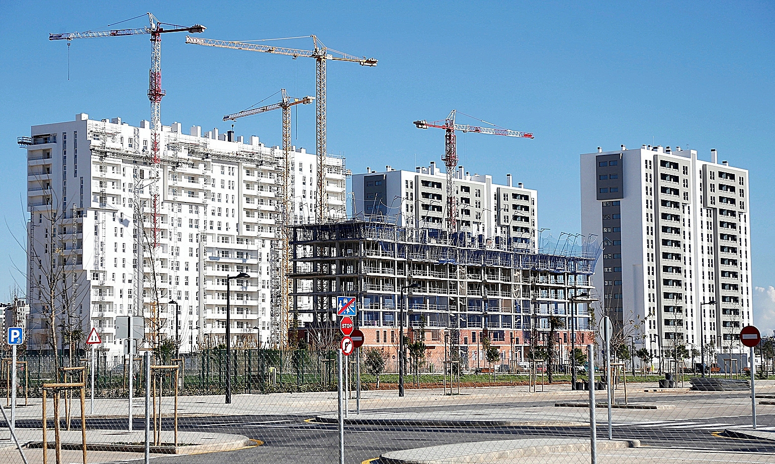 Construcción de viviendas en Valencia.