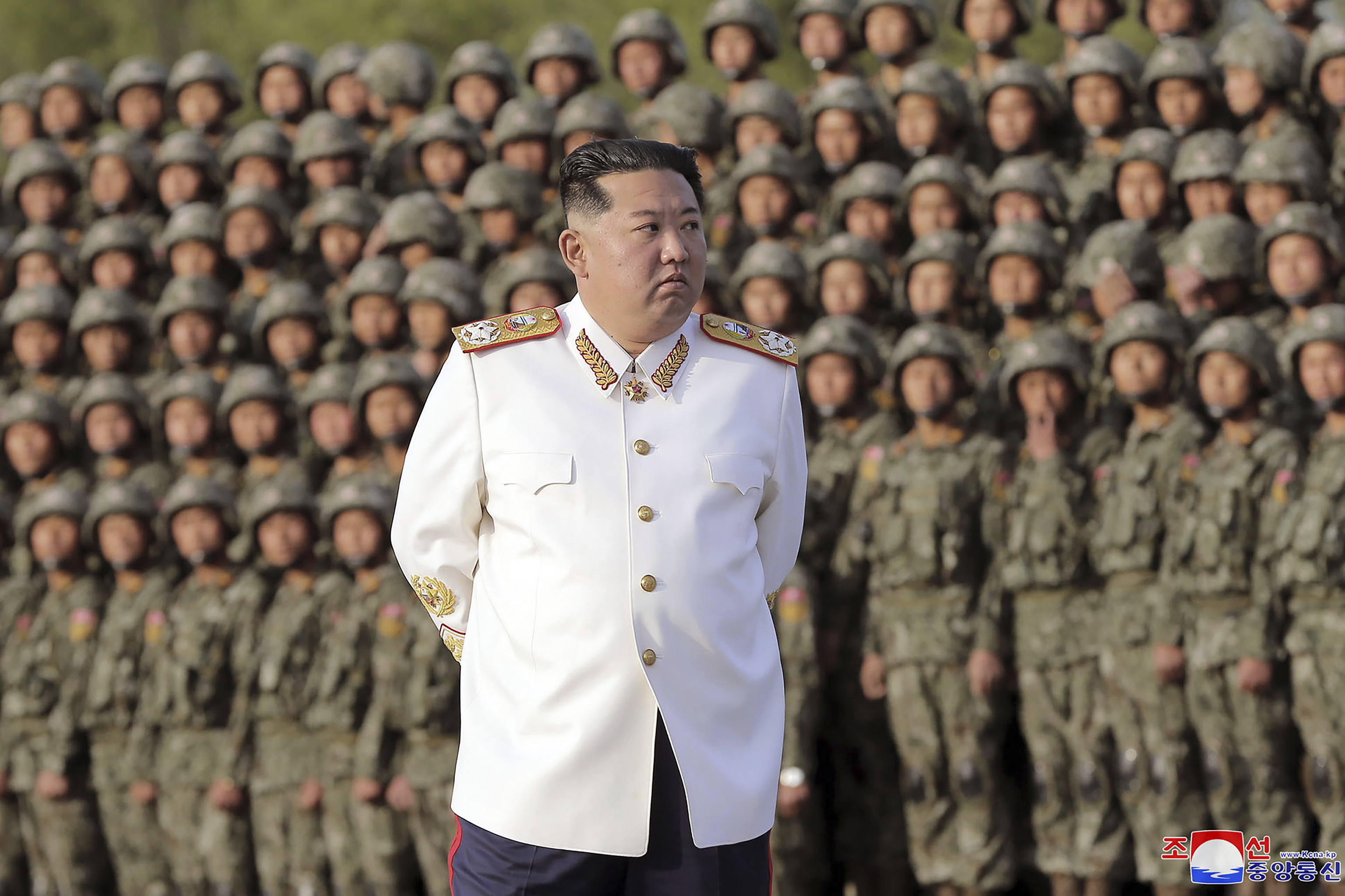 El líder norcoreano Kim Jong Un durante un reciente desfile militar.