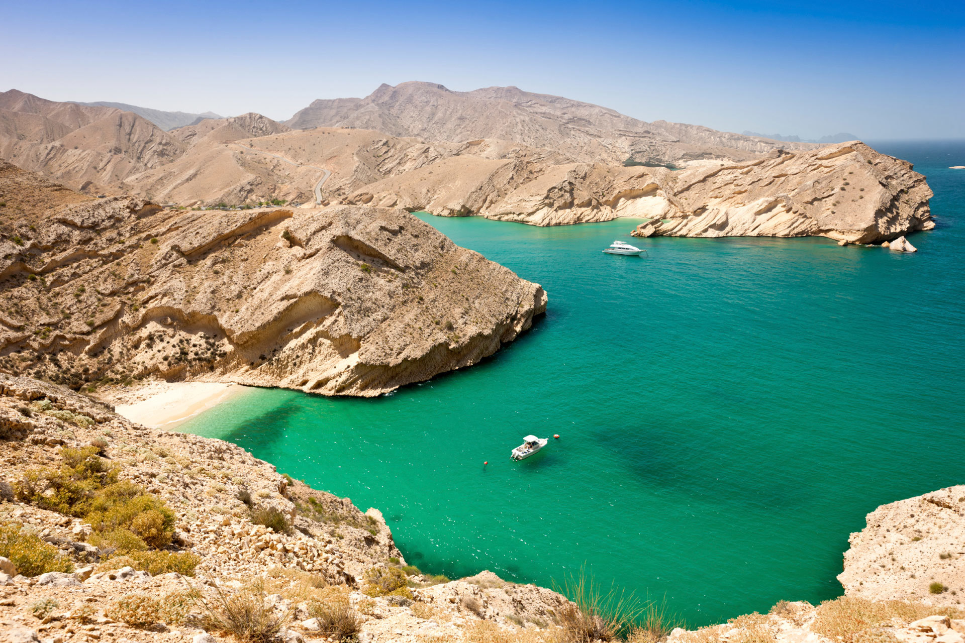 Una de las características playas turquesas de Omán.