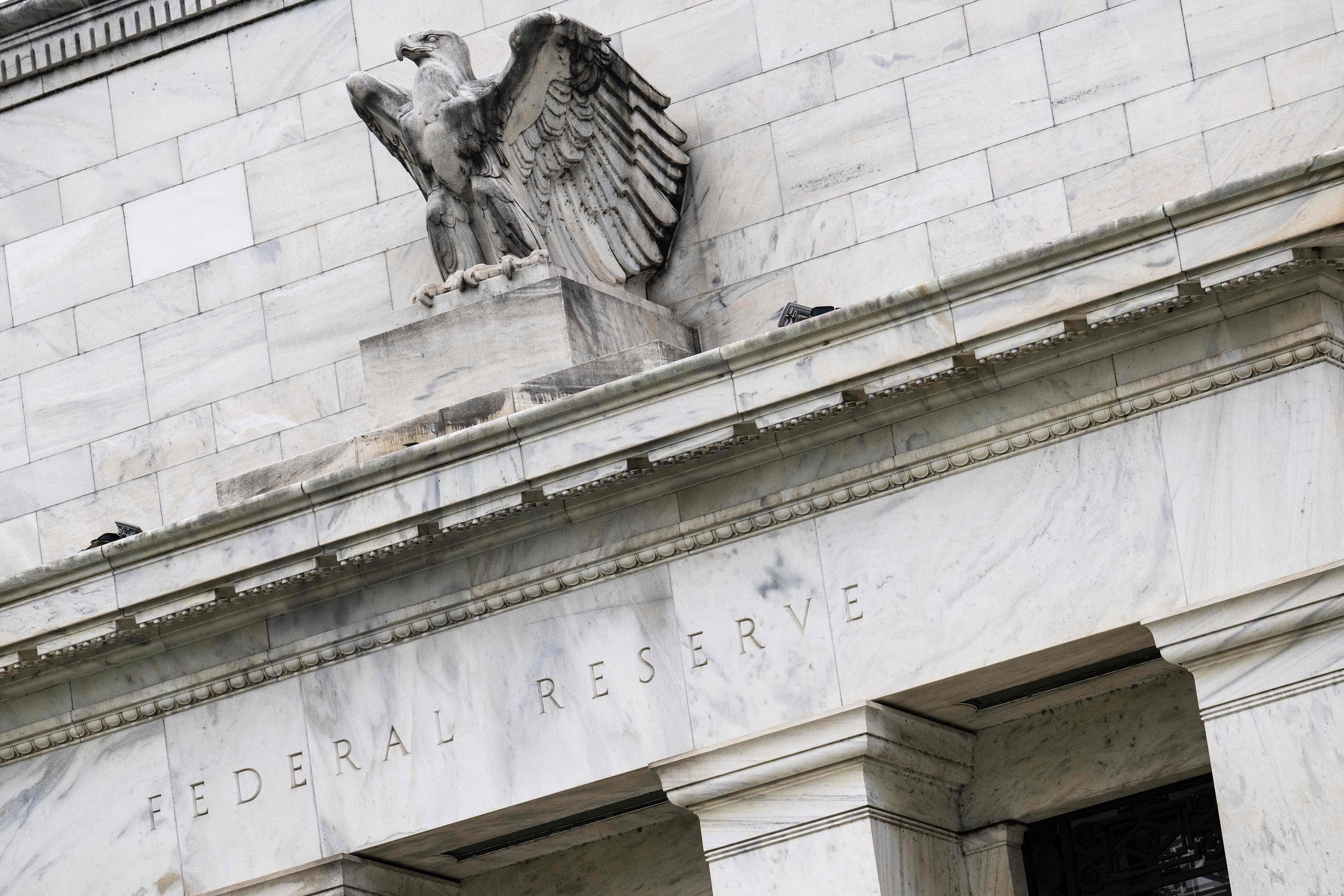 La Reserva Federal de EEUU sube los tipos de interés en 0,5 puntos