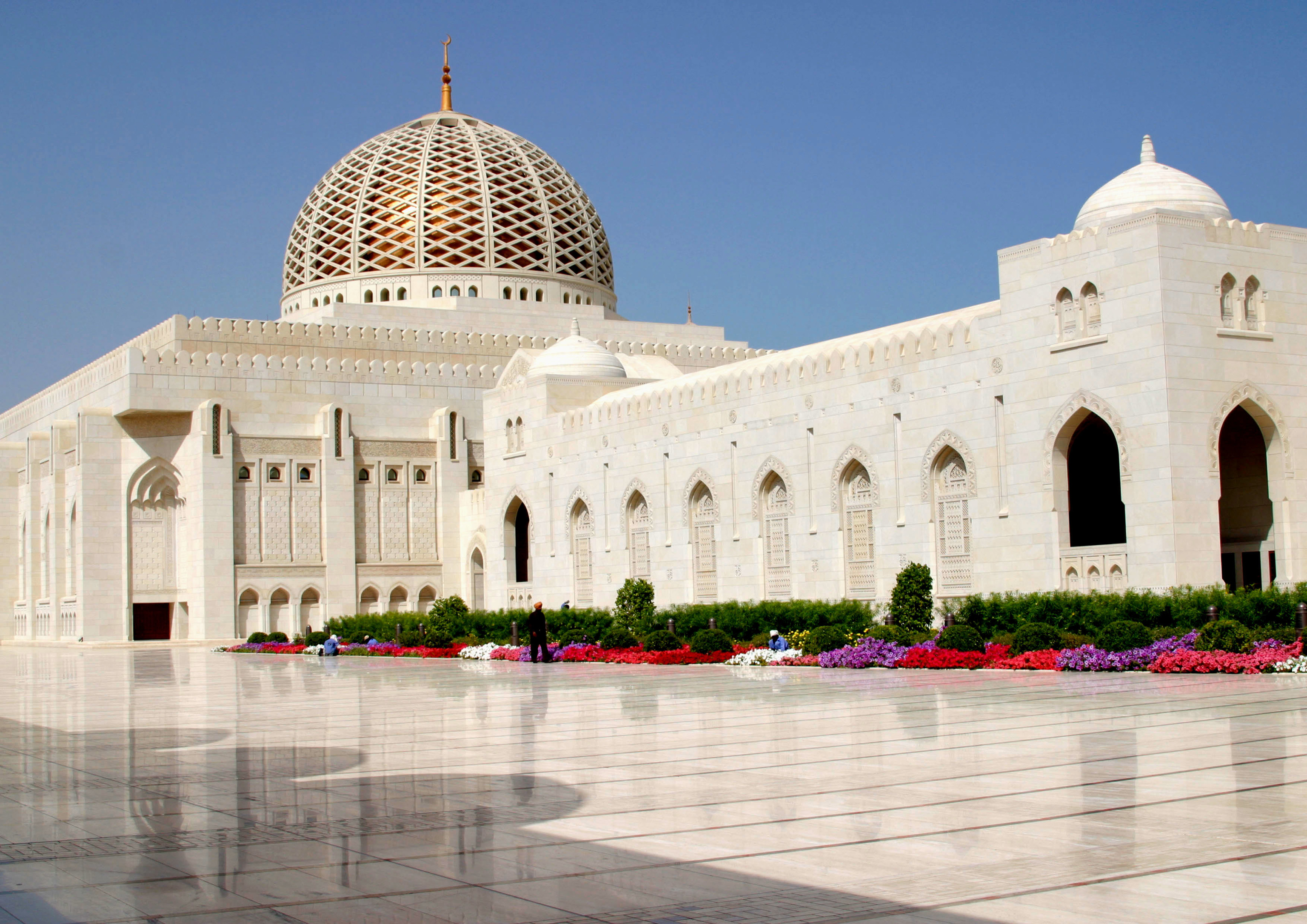 Fachada de la Gran Mezquita.