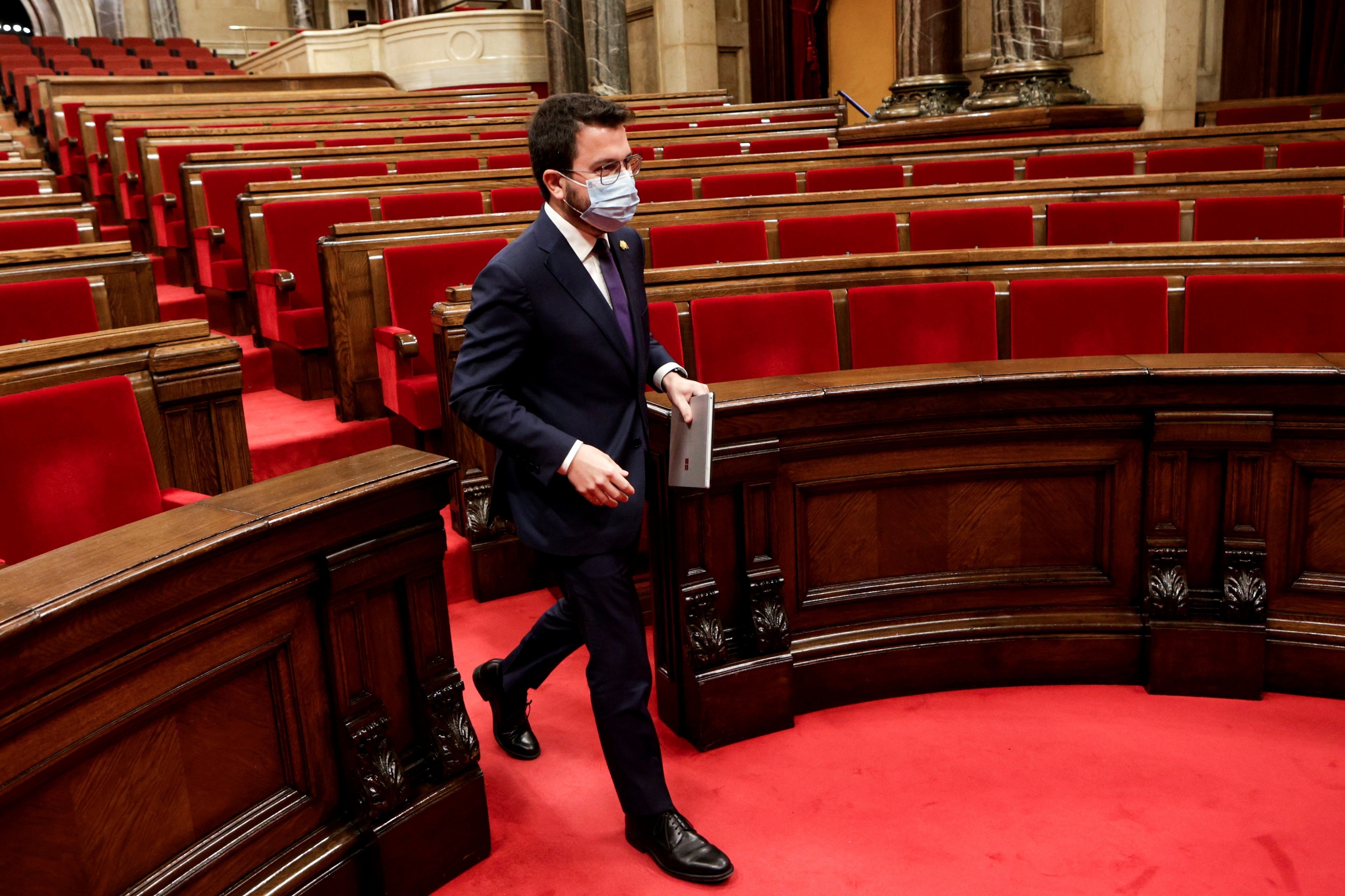 El presidente de la Generalitat, Pere Aragons, en el Parlament.