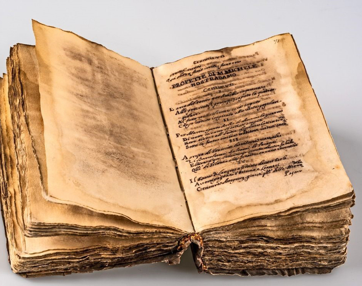 Italia recupera un manuscrito de ’Las profecías’ de Nostradamus | Arte