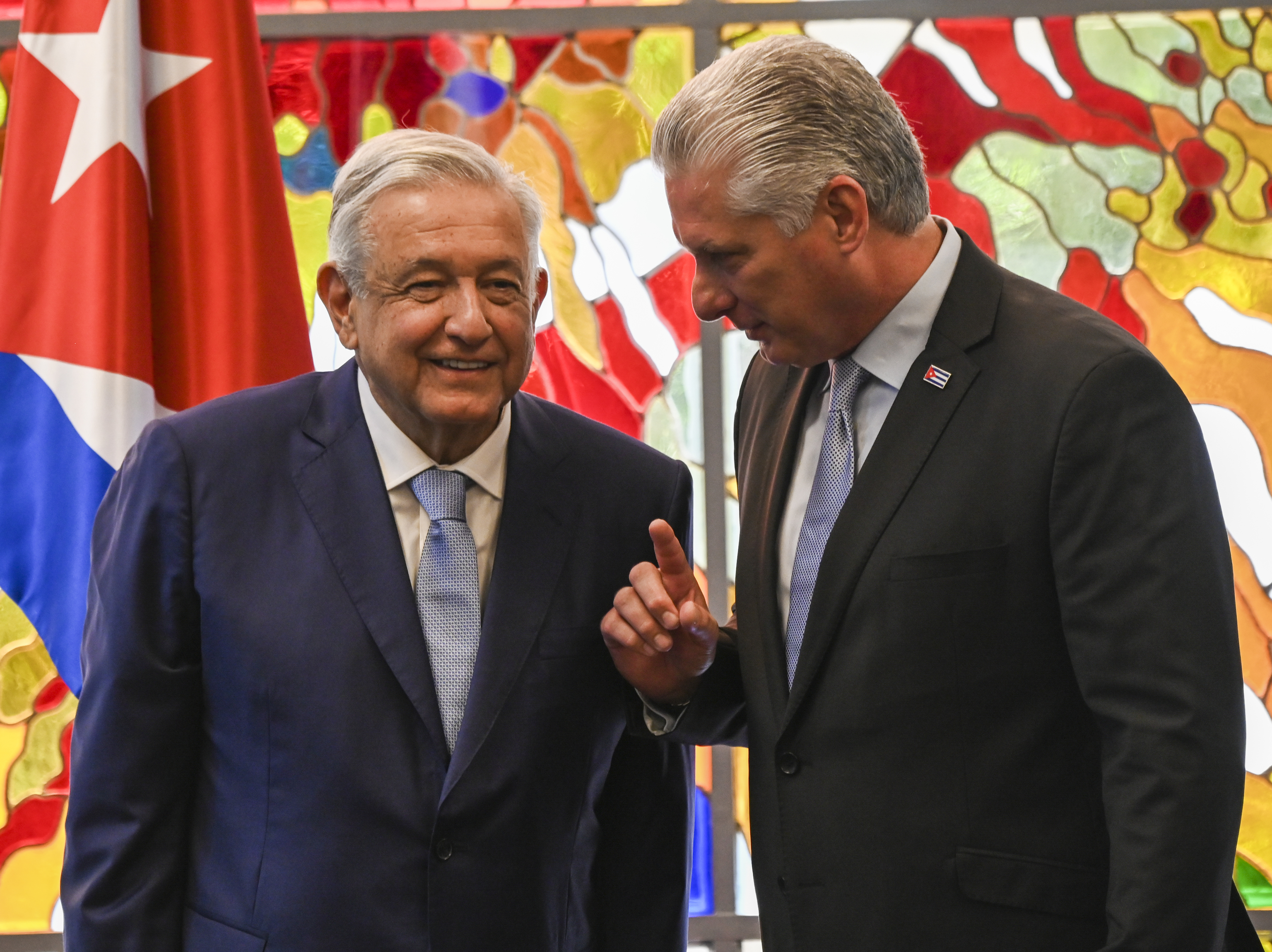 El presidente de Cuba, Miguel Díaz-Canel y su homólogo de México, Andrés Manuel López Obrador, en La Habana.
