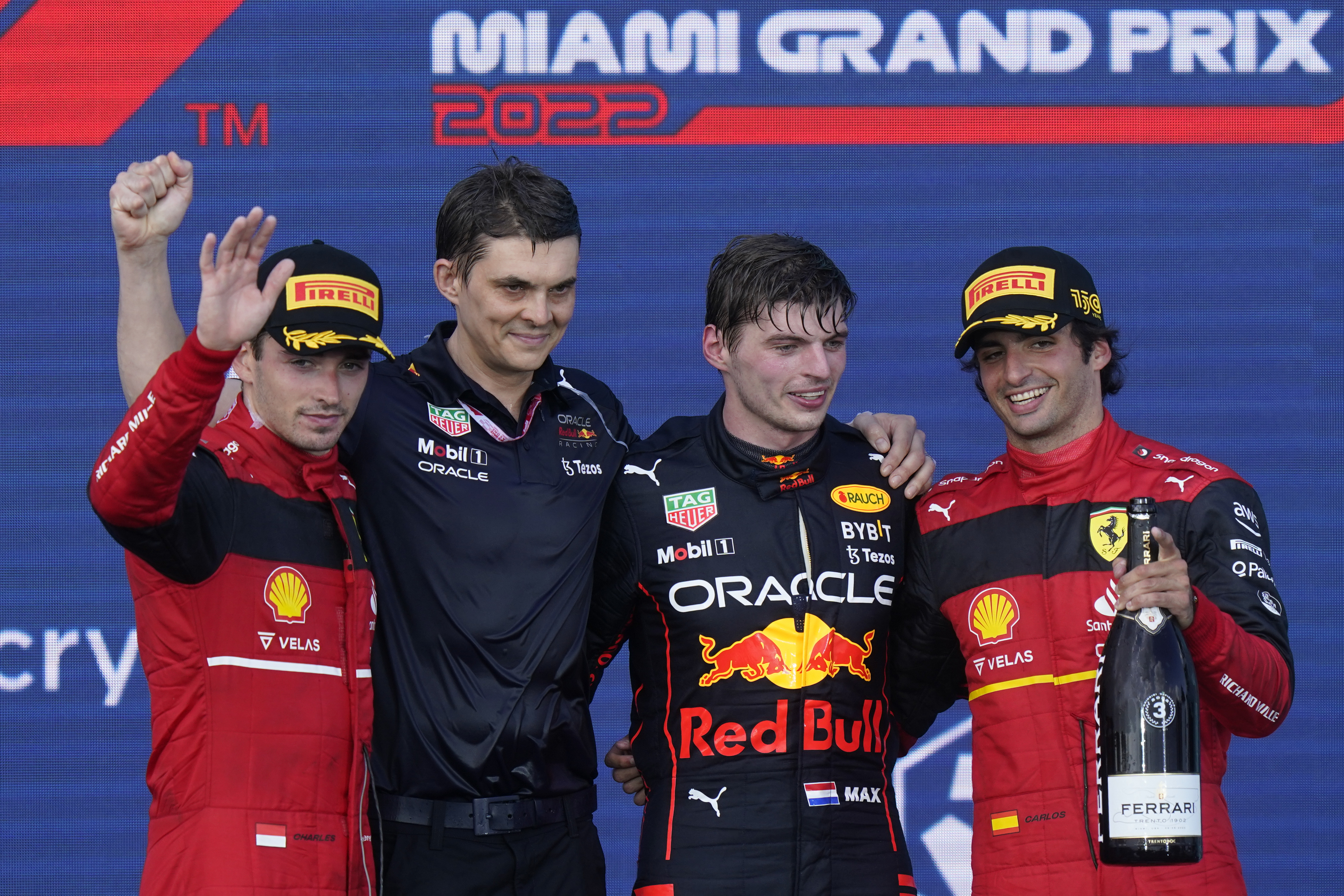 Verstappen, Leclerc y Sainz, en el podio de Miami.