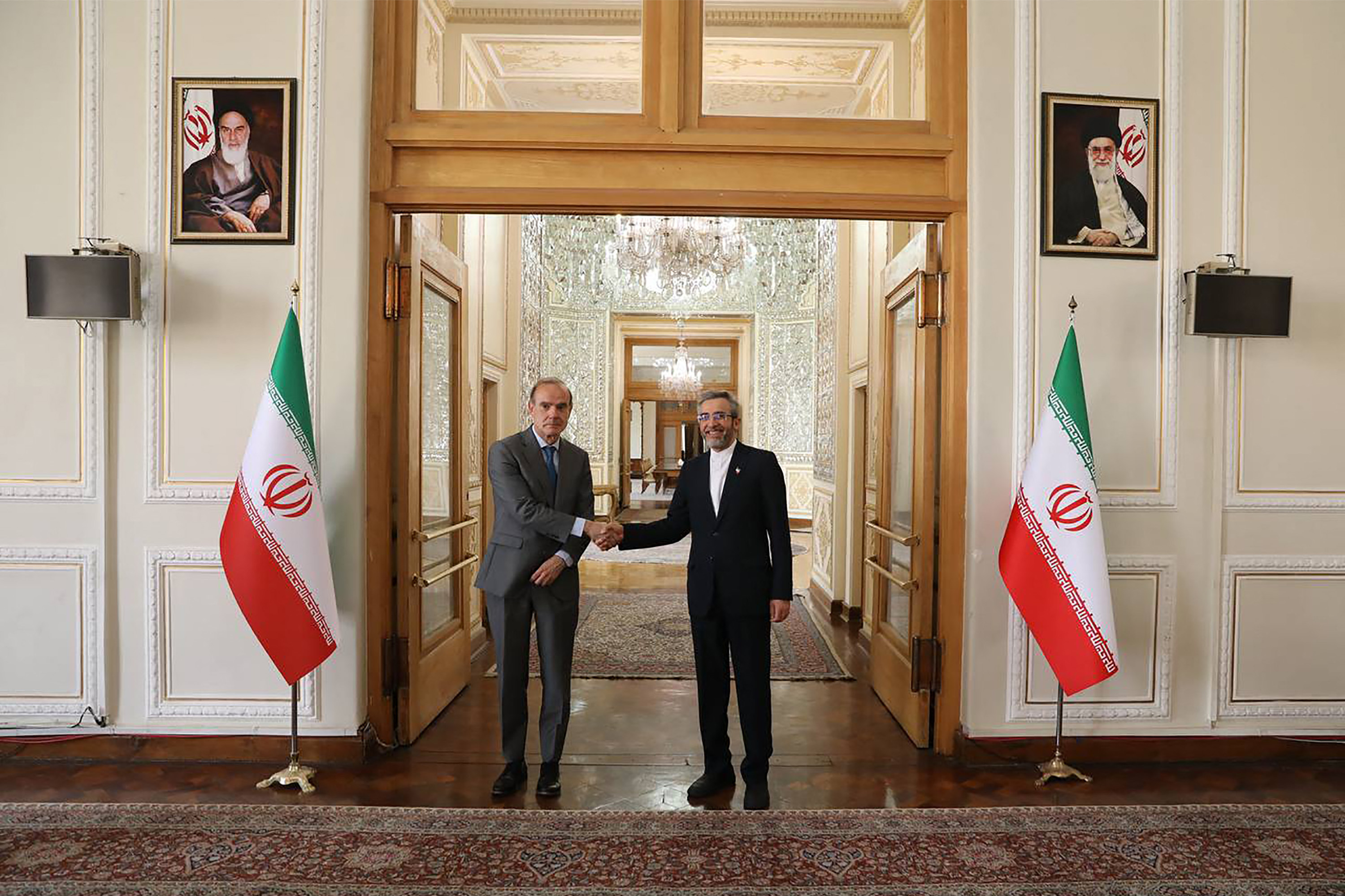 Irán tensa la cuerda con Europa con el acuerdo nuclear en vilo