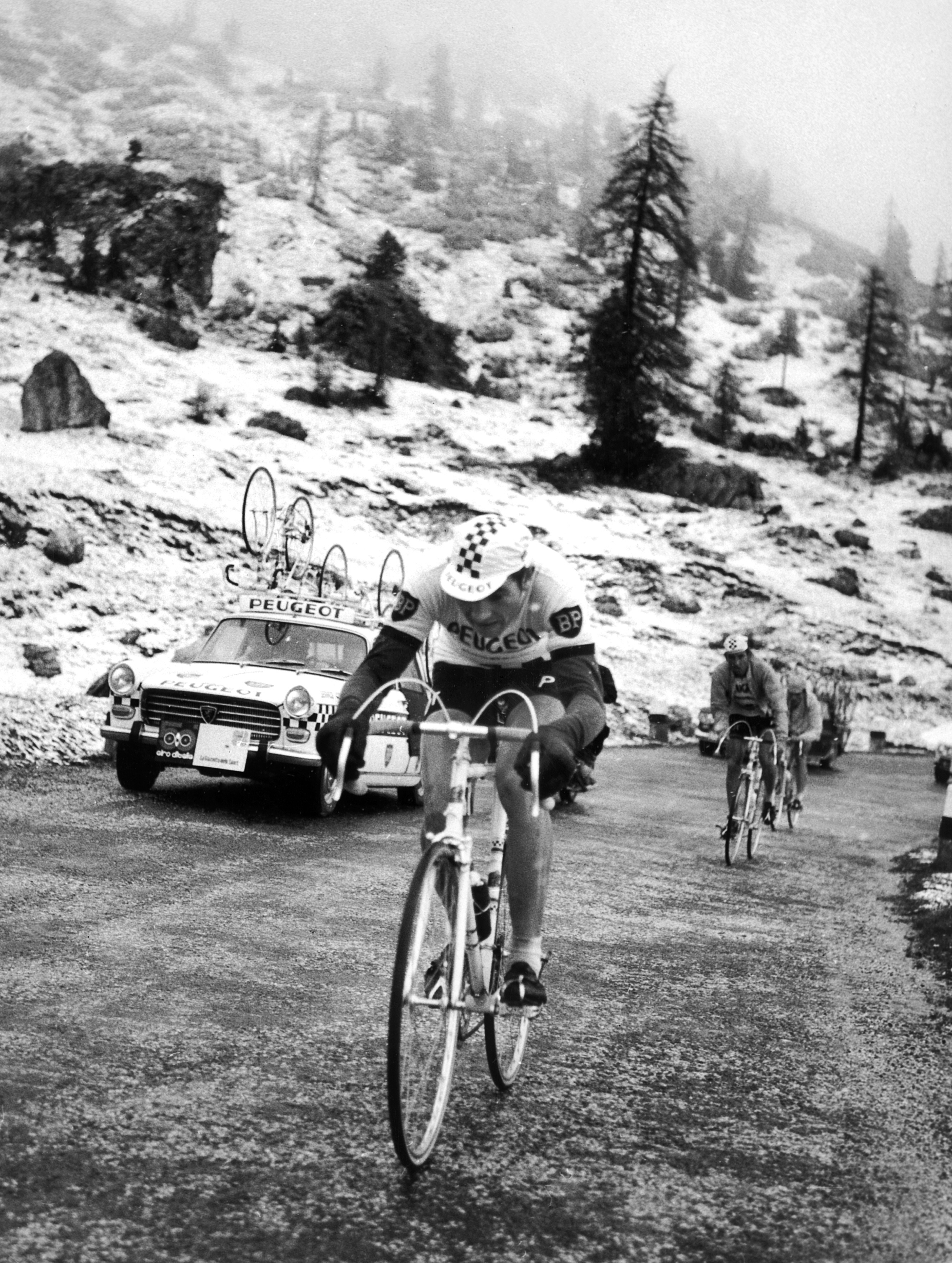 Eddie Merckx, climbing a port of the Giro d'Italia, 1967.