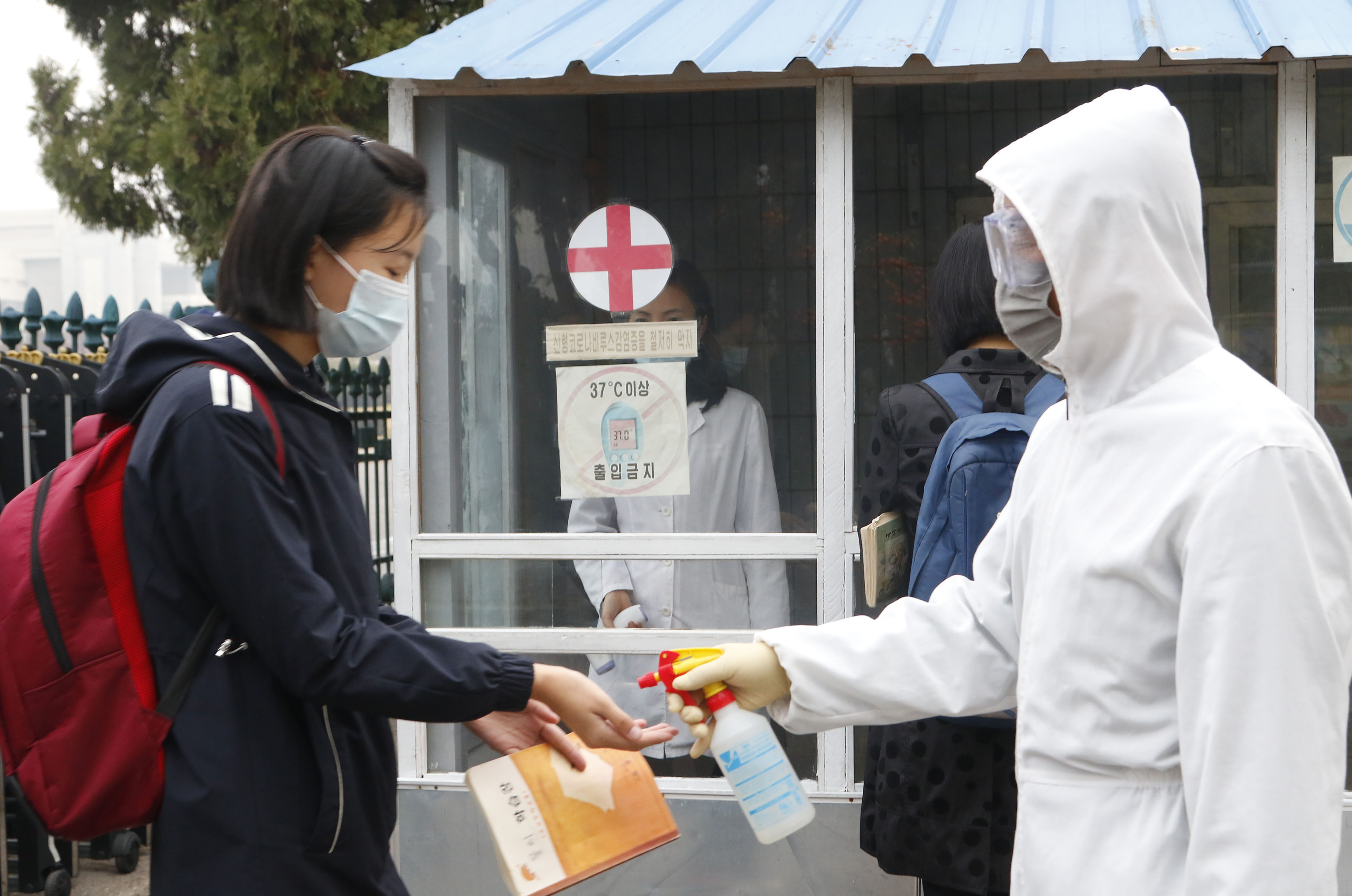 Dos años después, Corea del Norte anuncia su primer caso de coronavirus