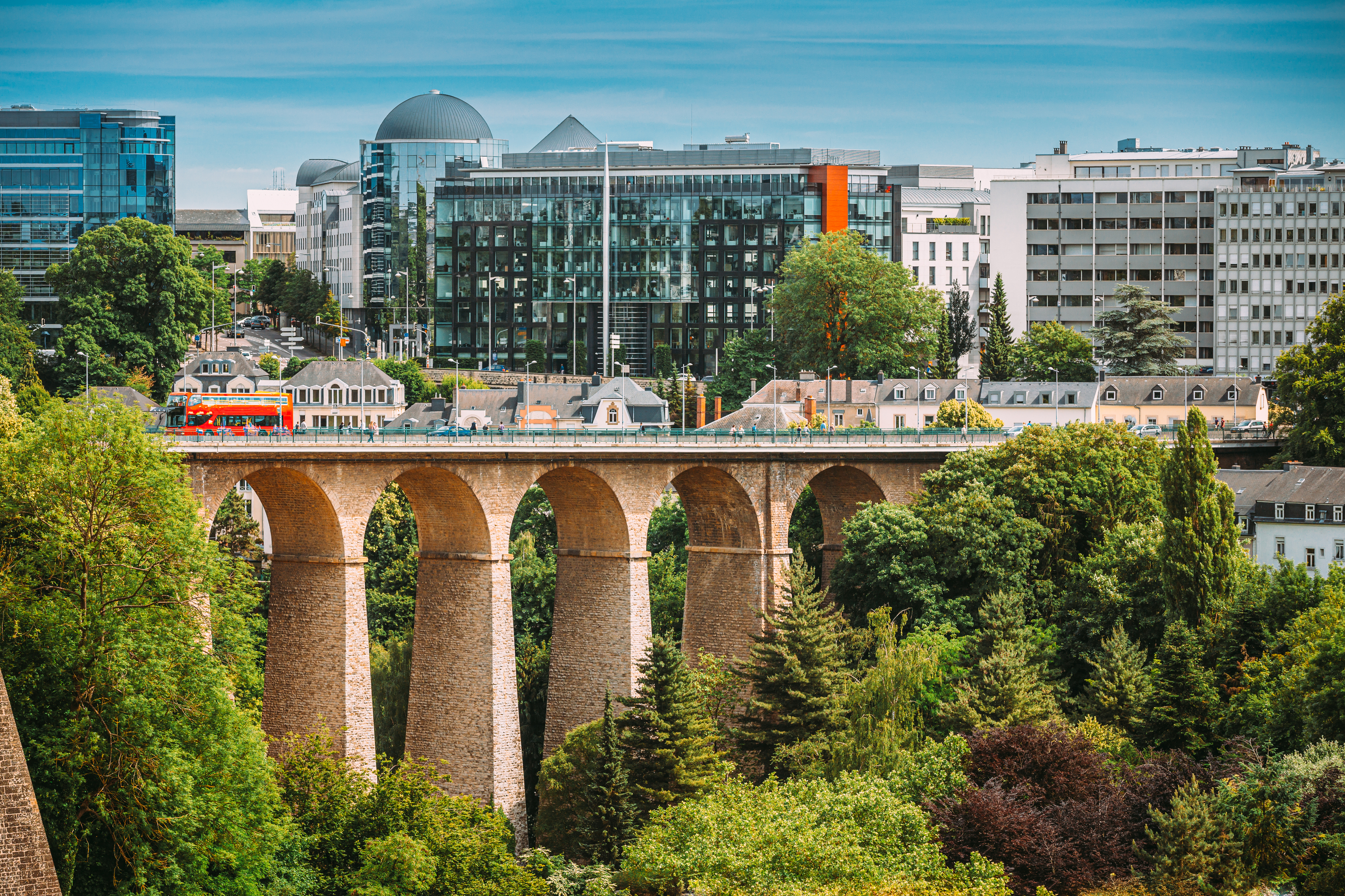 El Puente Passerelle o el viaducto de Luxemburgo.