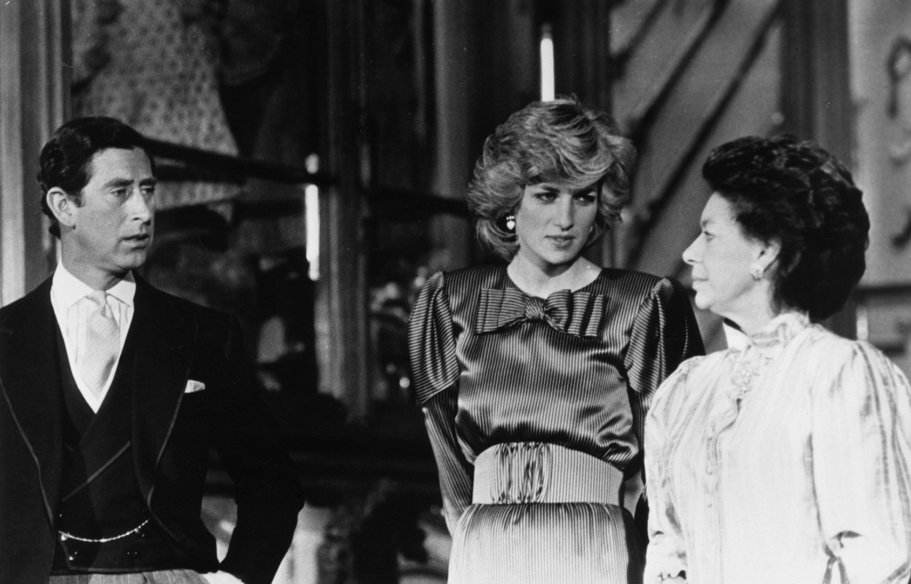 El príncipe Carlos, Lady Di y la princesa Margarita en 1985, en el castillo de Windsor.