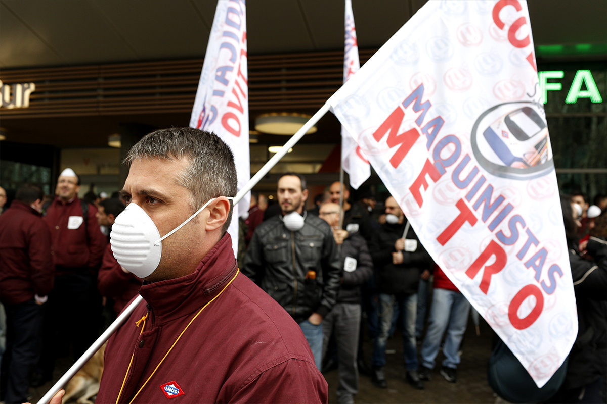 Manifestacin de los trabajadores del Metro de Madrid reclamando por el tema del amianto.
