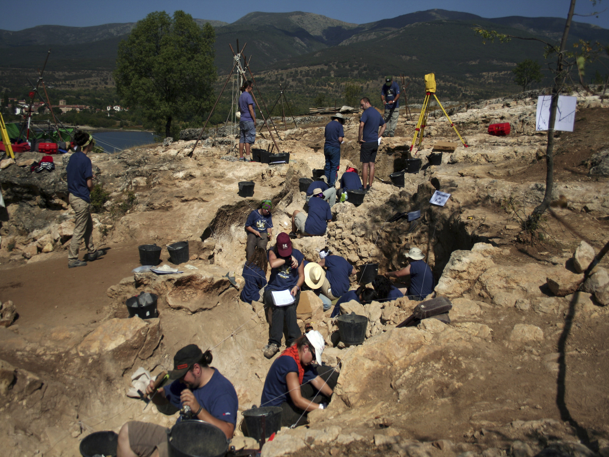 Excavaciones en el Valle de los Neandertales.