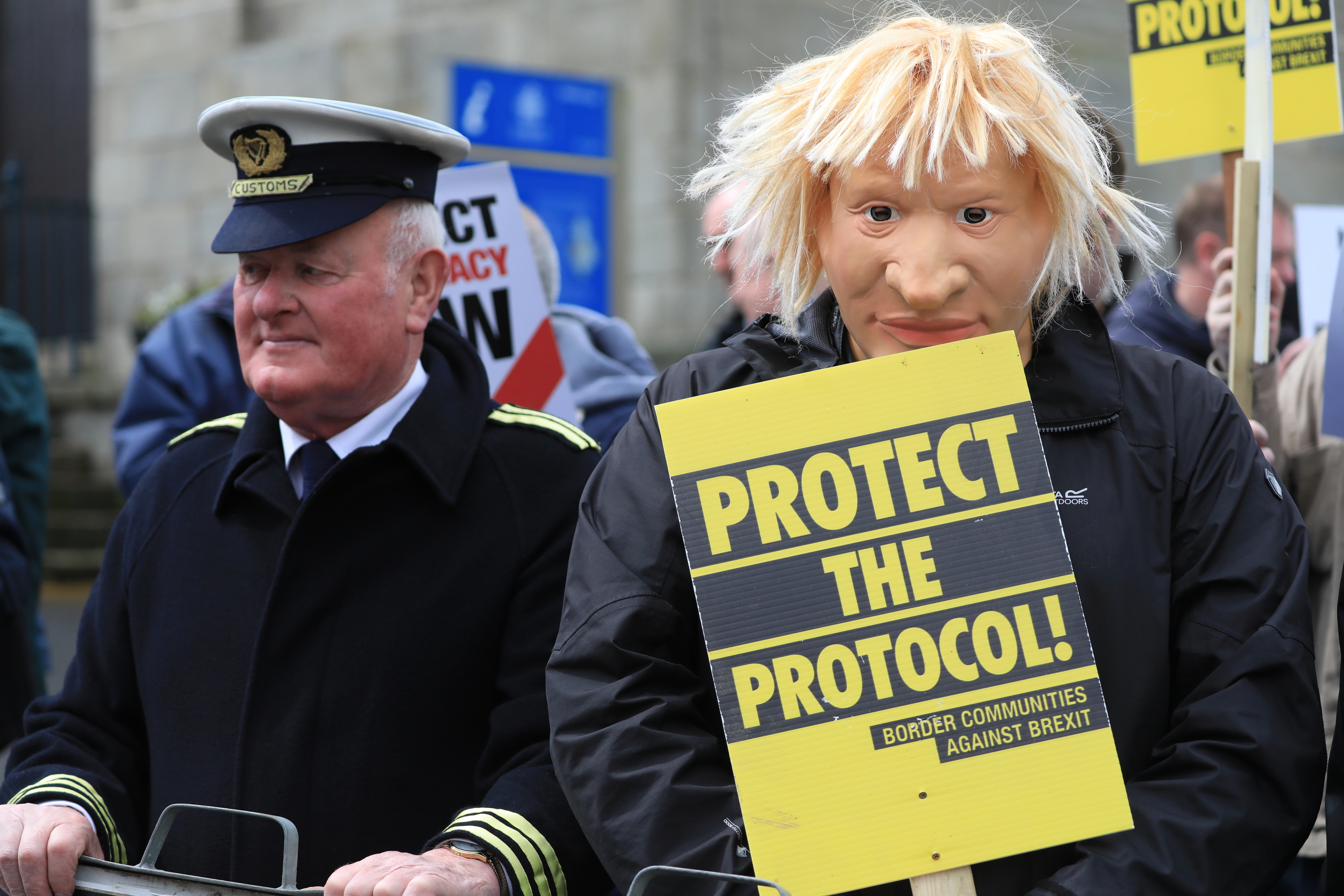 Protests at Hillsborough Castle (Northern Ireland) during the visit of Boris Johnson.