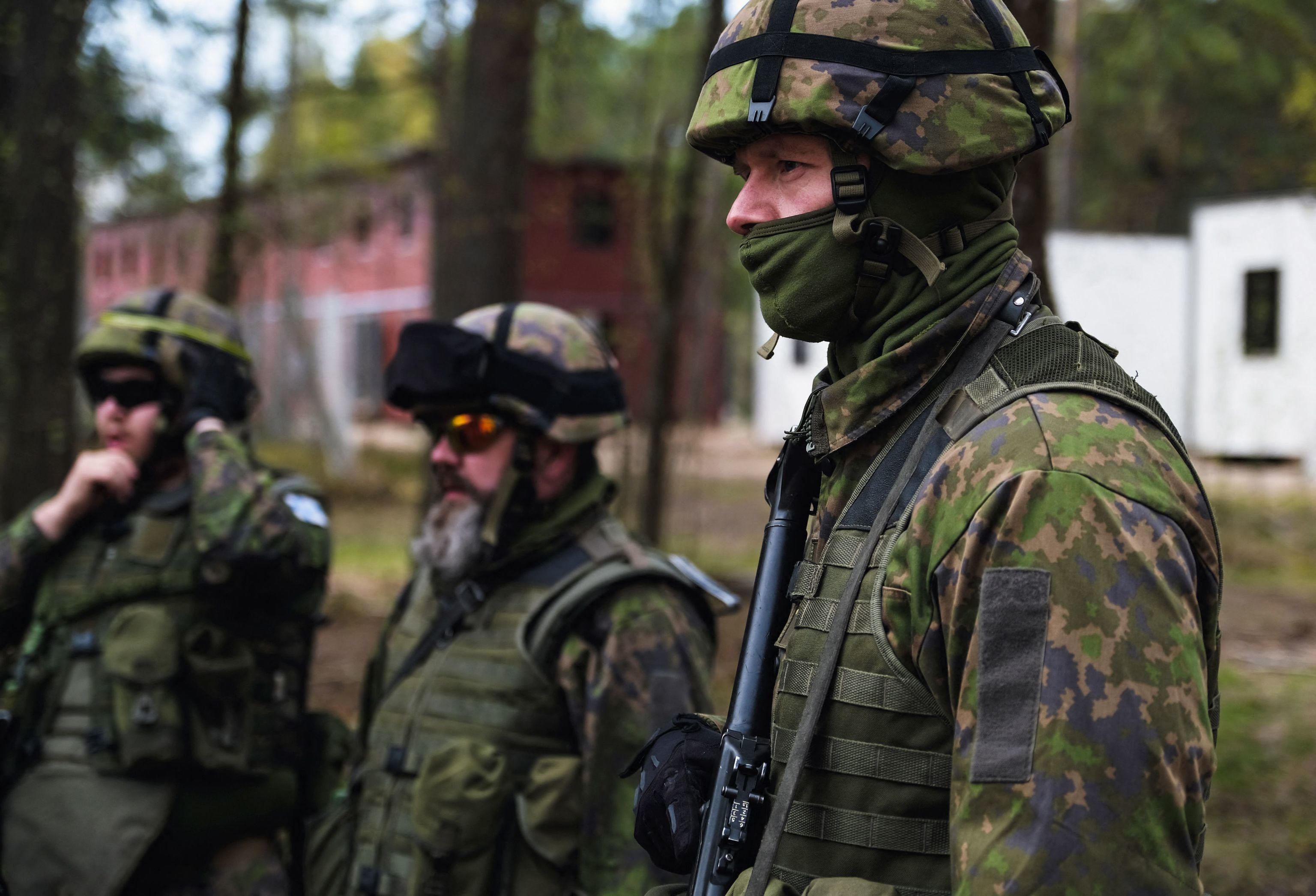 Los reservistas finlandeses se preparan ante la amenaza rusa tras la solicitud de ingresar en la OTAN