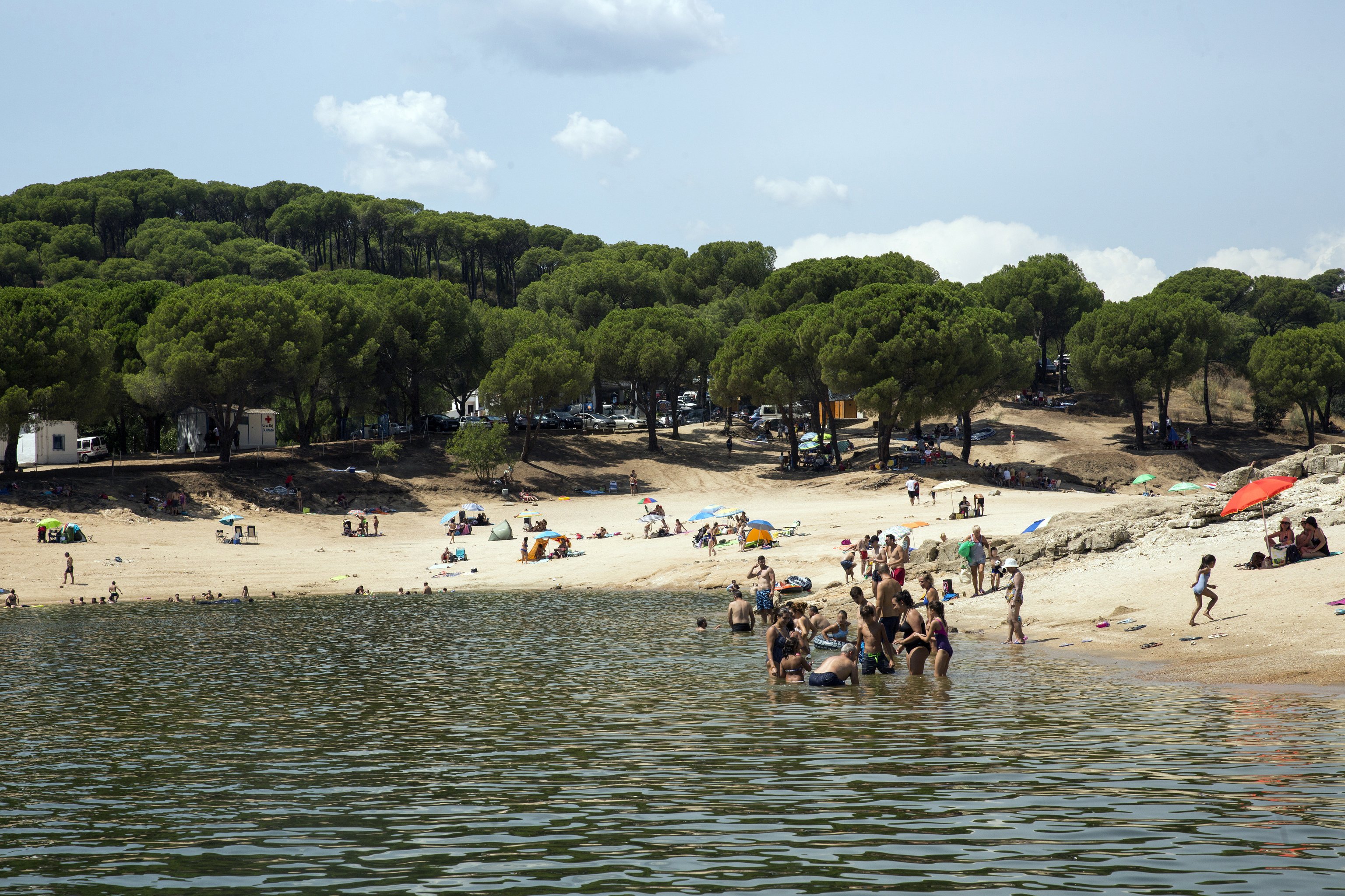 Image of Madrid's 'beach'.