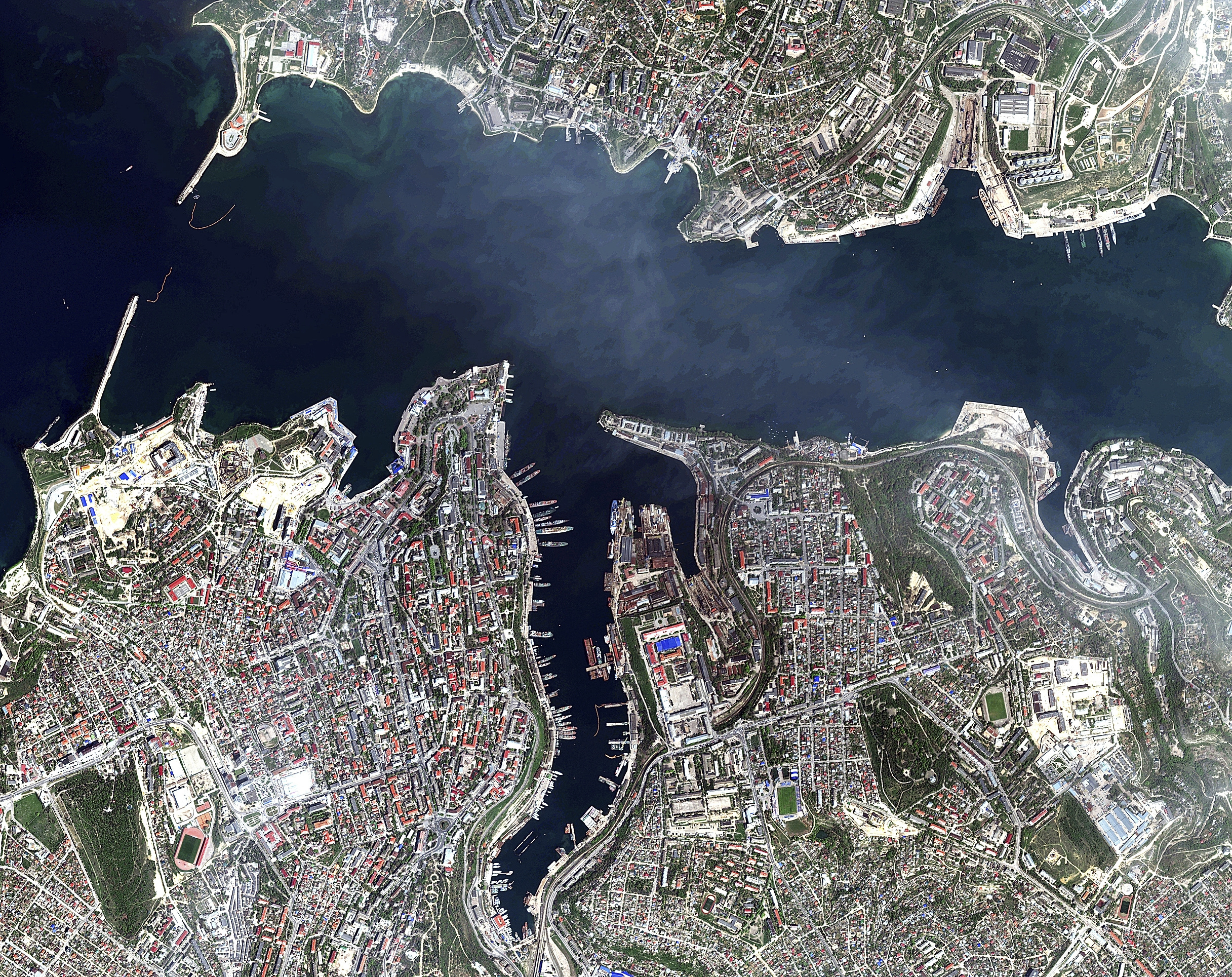 Imagen de satélite de la empresa Maxar en la que se observa Sebastopol.