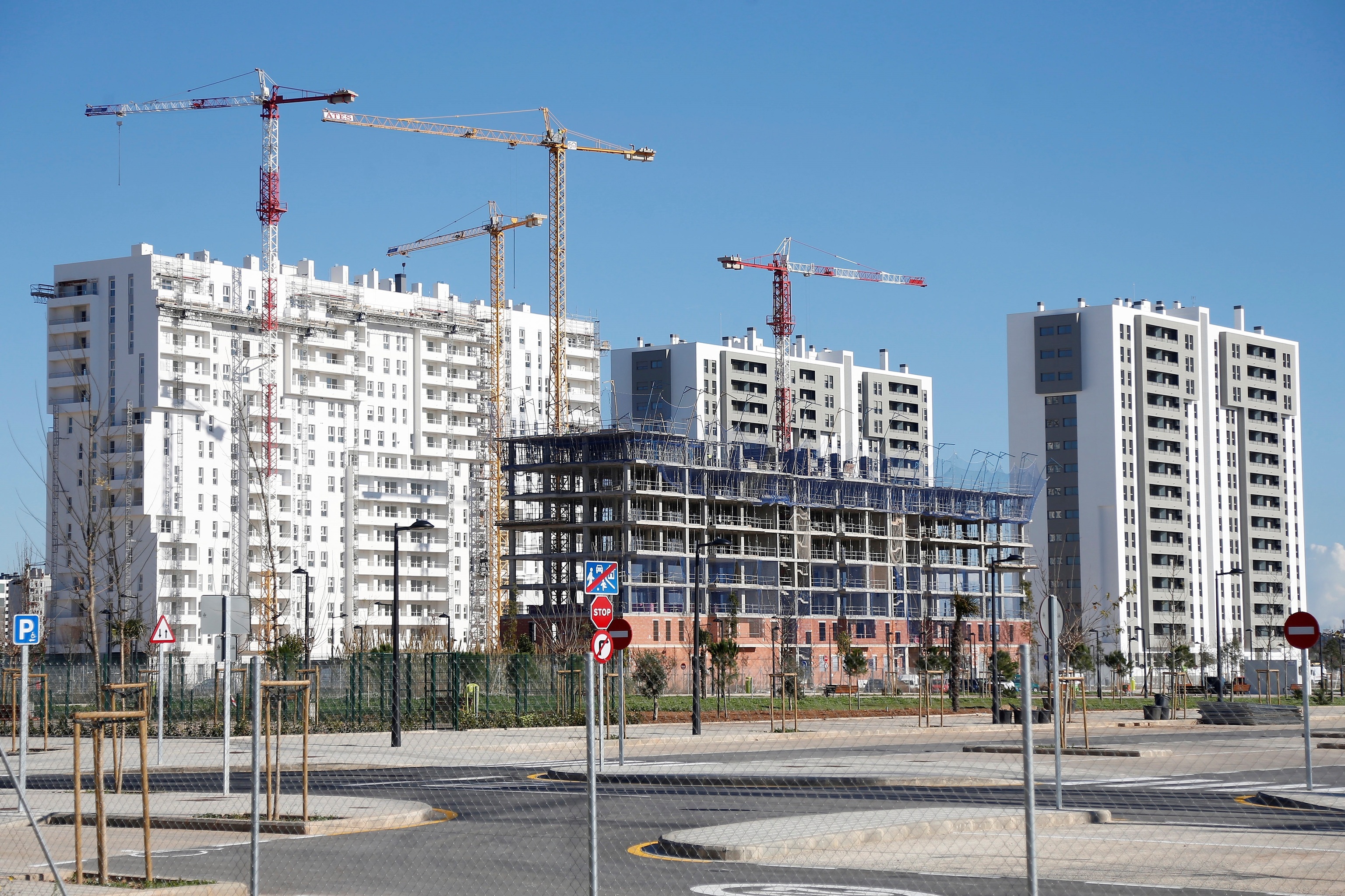 Promoción de viviendas en construcción en Valencia.