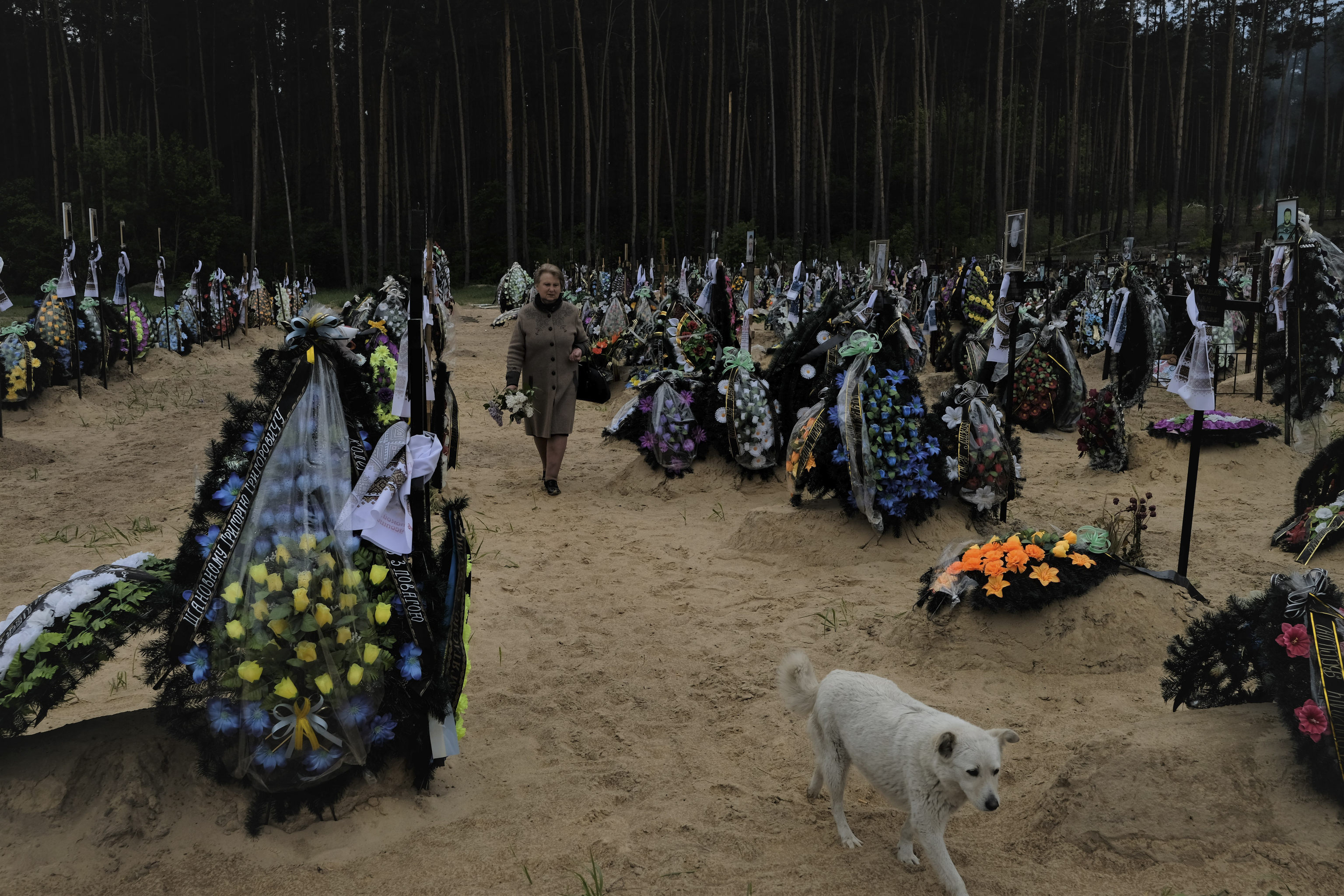 Ucrania: sin espacio para enterrar a los muertos