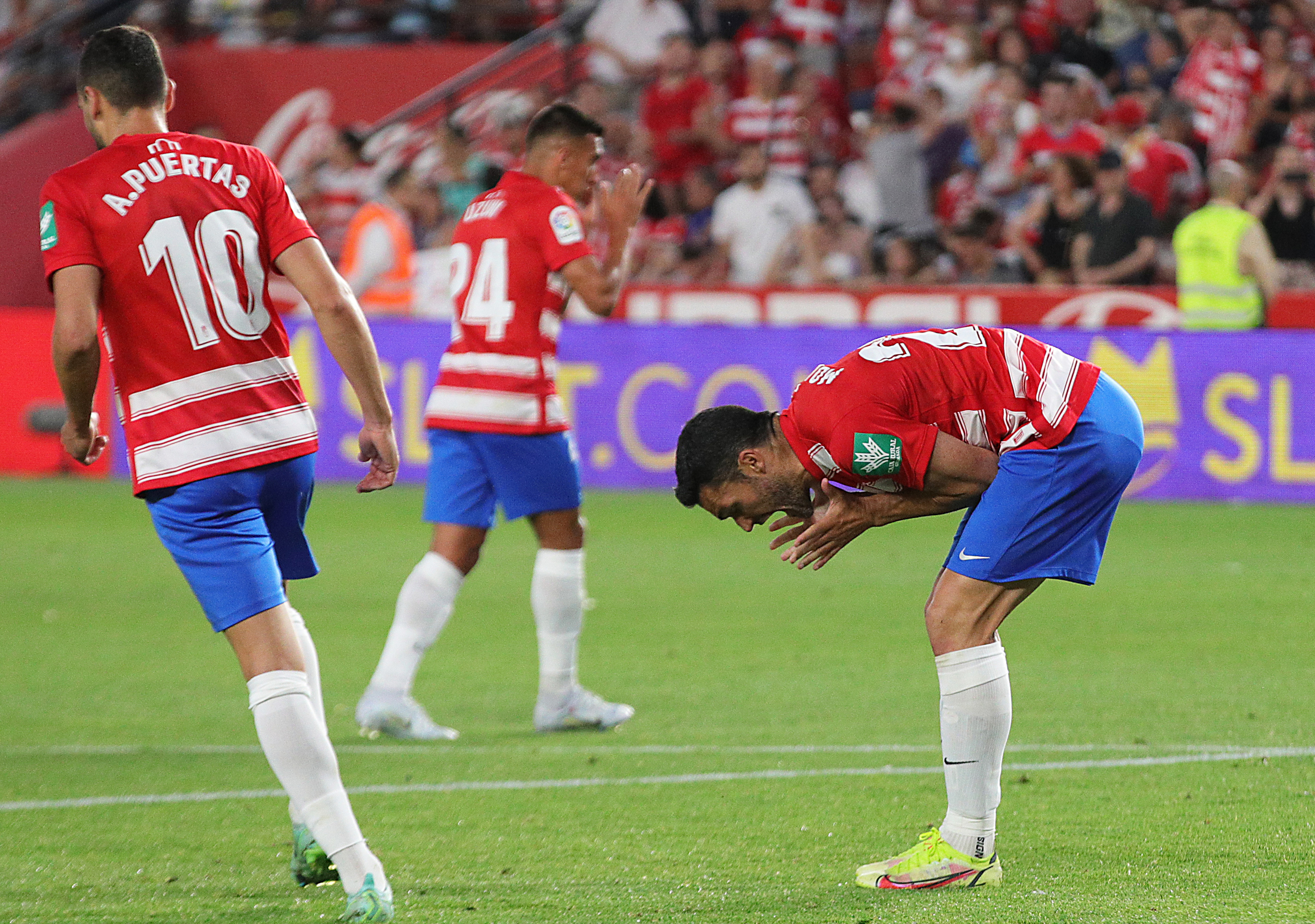 Jorge Molina (D) after missing a penalty against Espanyol.