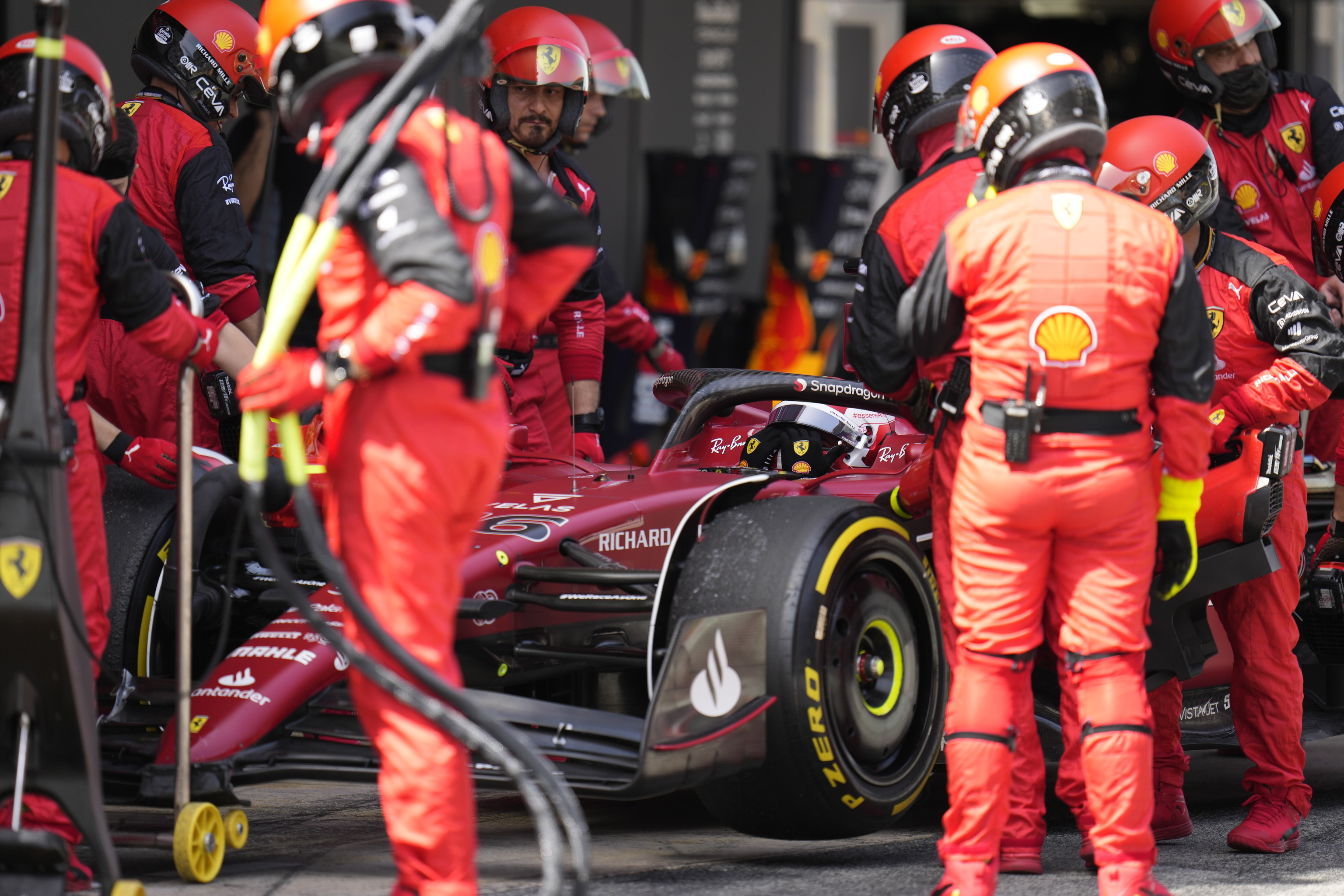 Leclerc, on his return to the pits, after an engine breakdown at Montmelo.