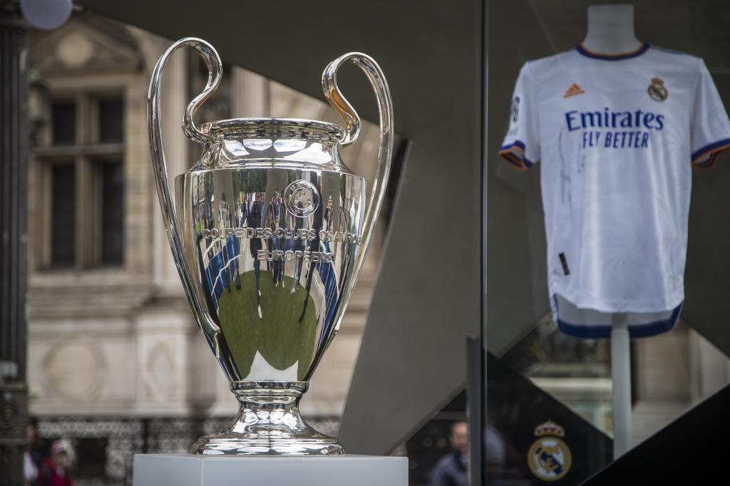 La 'orejona', trofeo de la UEFA Champions League 2022.