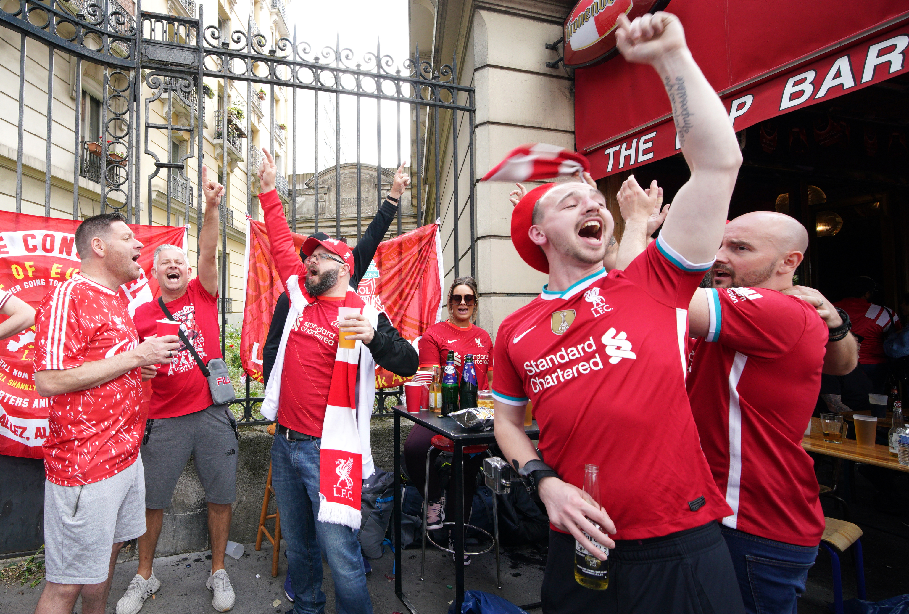 Liverpool fans, on Friday Par.  on the streets of