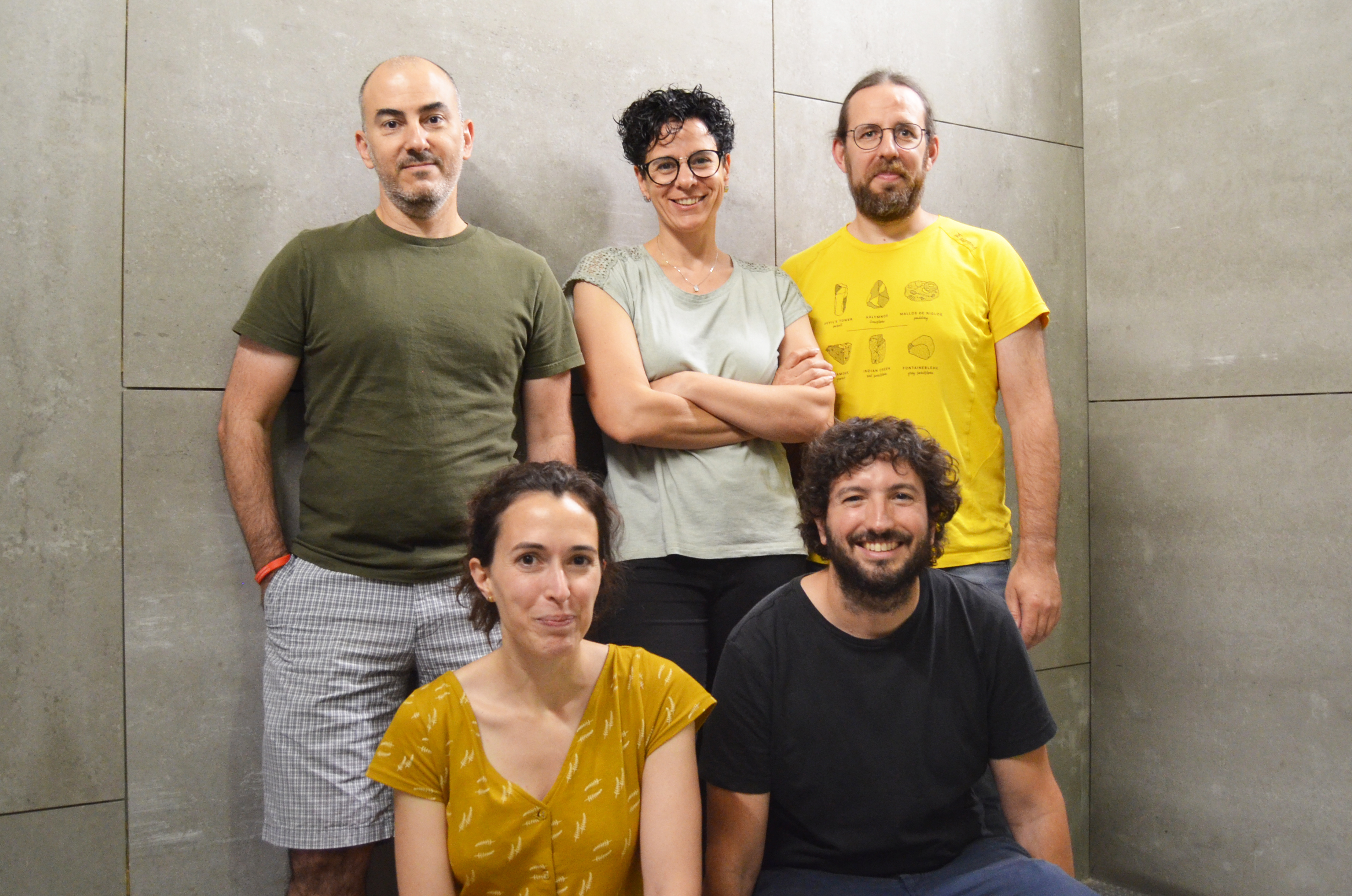 El equipo del IRB Barcelona implicado en el proyecto: Dr. Abel González, Dra. Núria López-Bigas, Jordi Deu, Dra. Olivia Tort y Dr. SantiagoDemajo