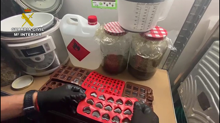 Desmantelan un laboratorio de gominolas de marihuana que se vendan sin detallar su composicin