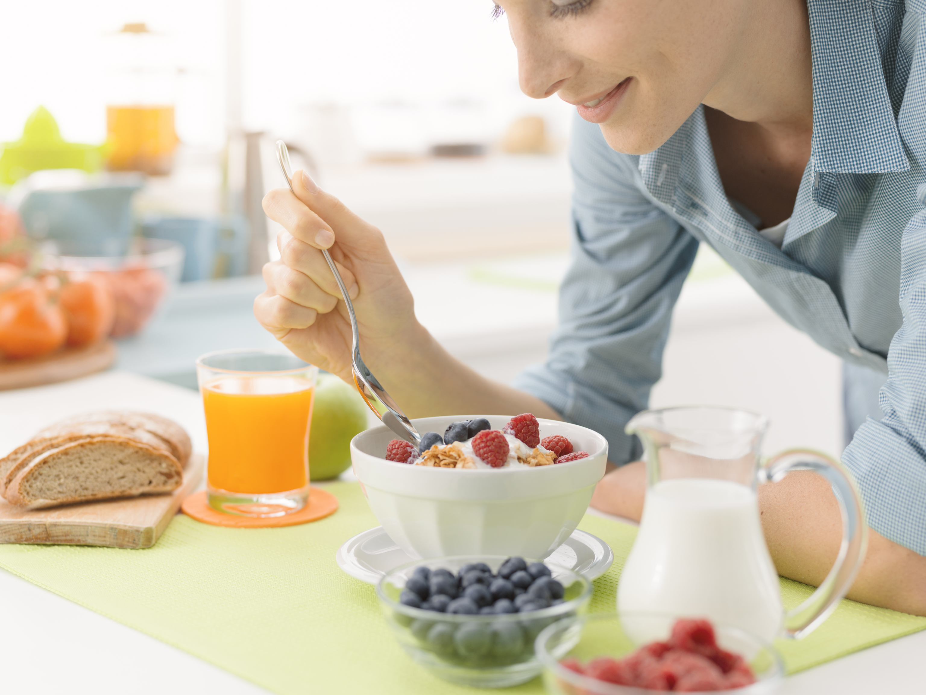 El desayuno es la comida ms importante del da.