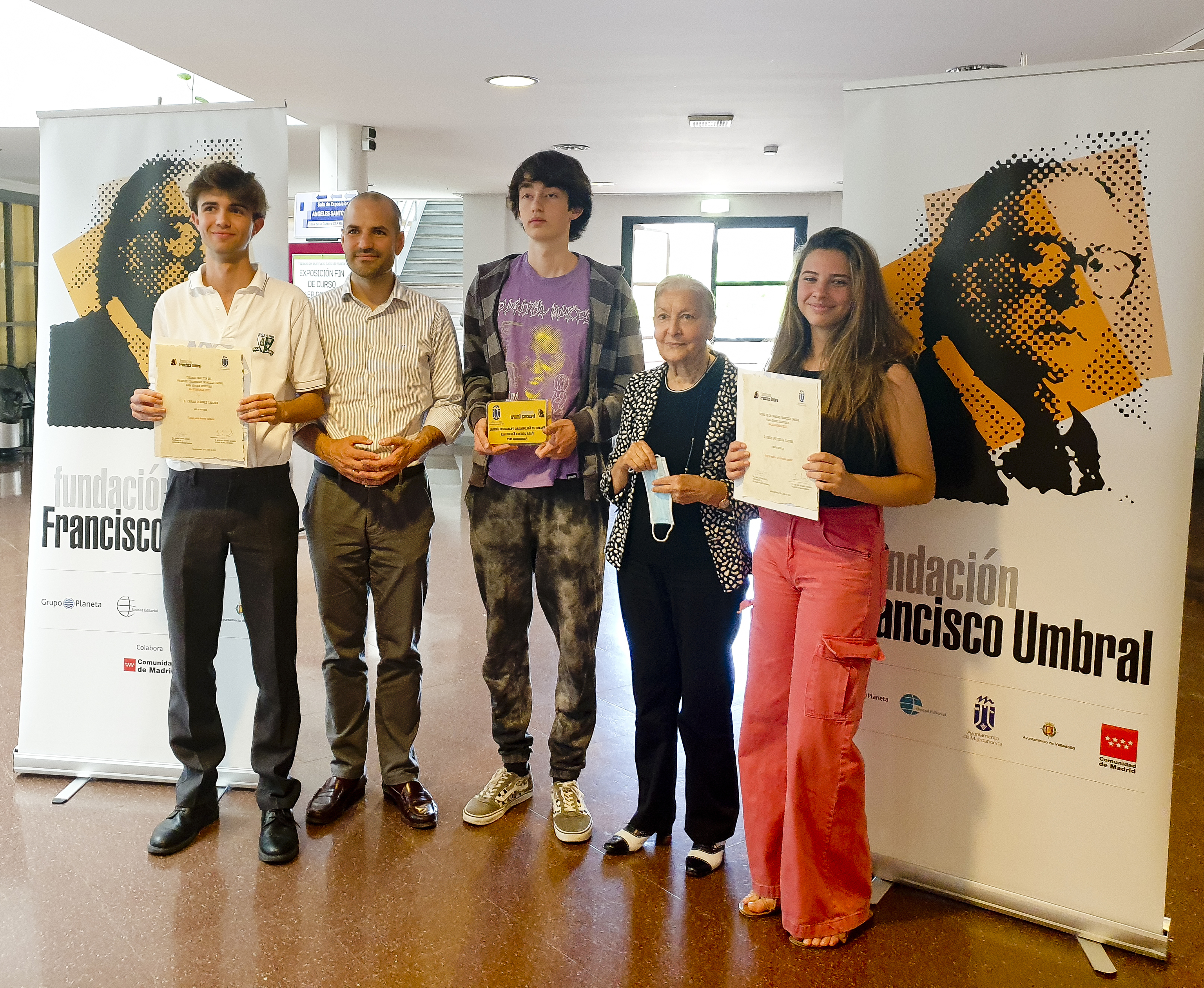 Diego Apesteguía, Premio de columnismo Francisco Umbral para jóvenes escritores